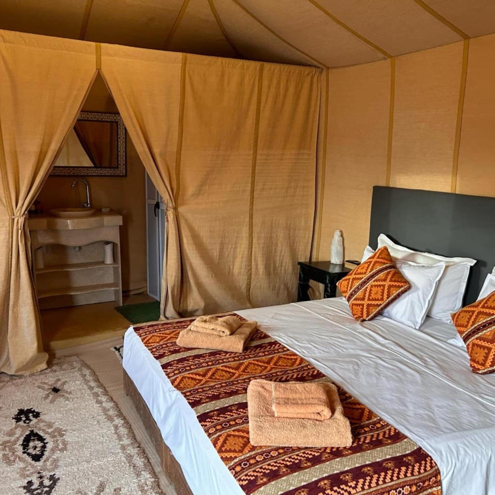 Double or Twin Room photo 3
