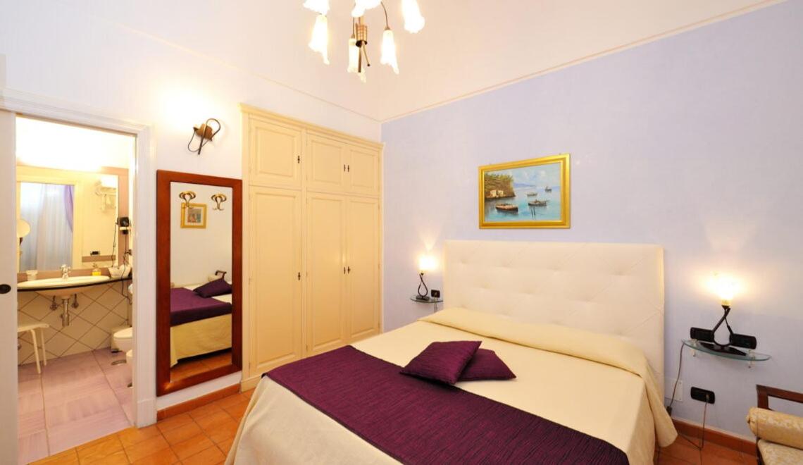 King Room with Sea View photo 3