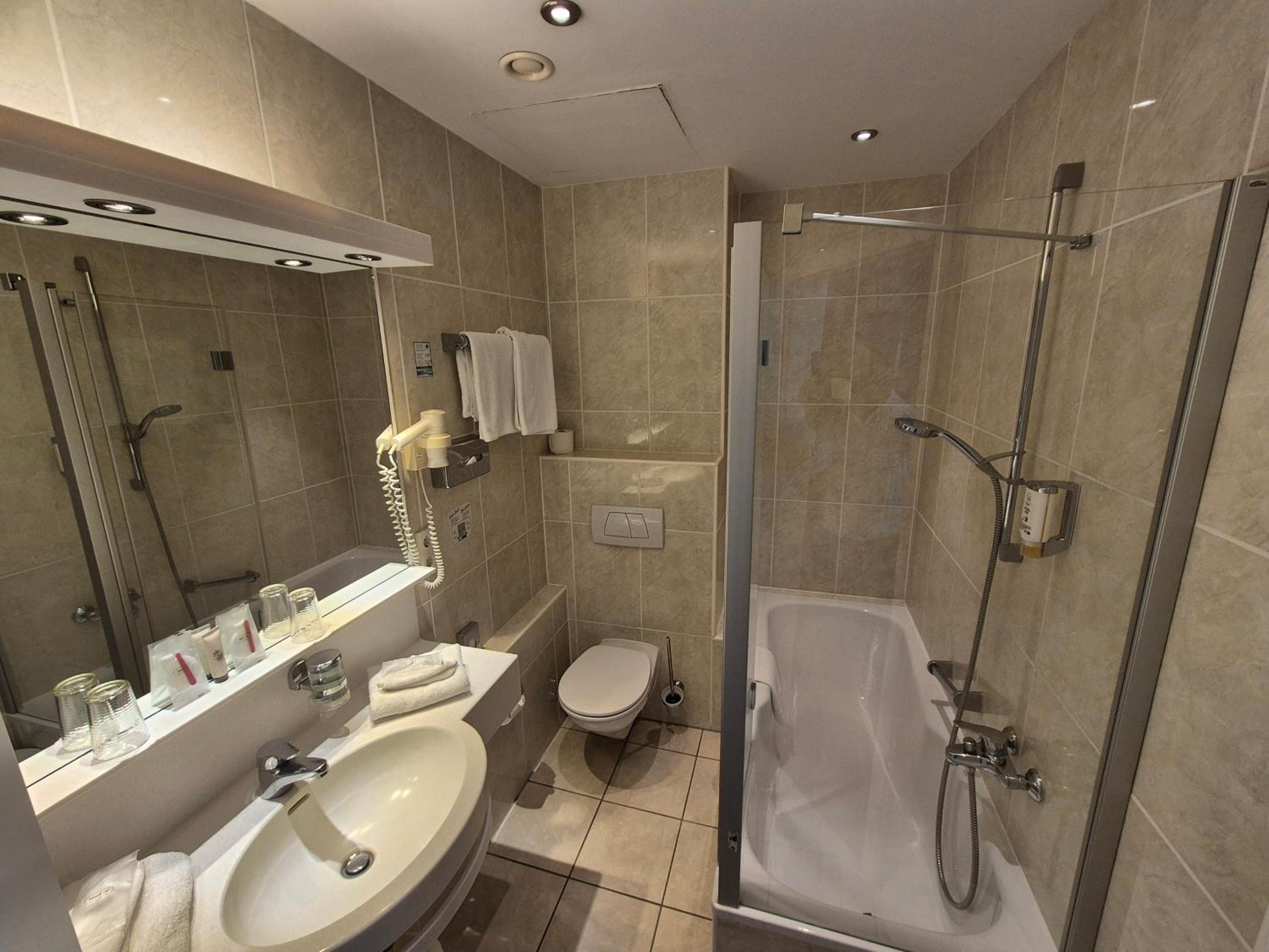 Duplex Junior Suite photo 3