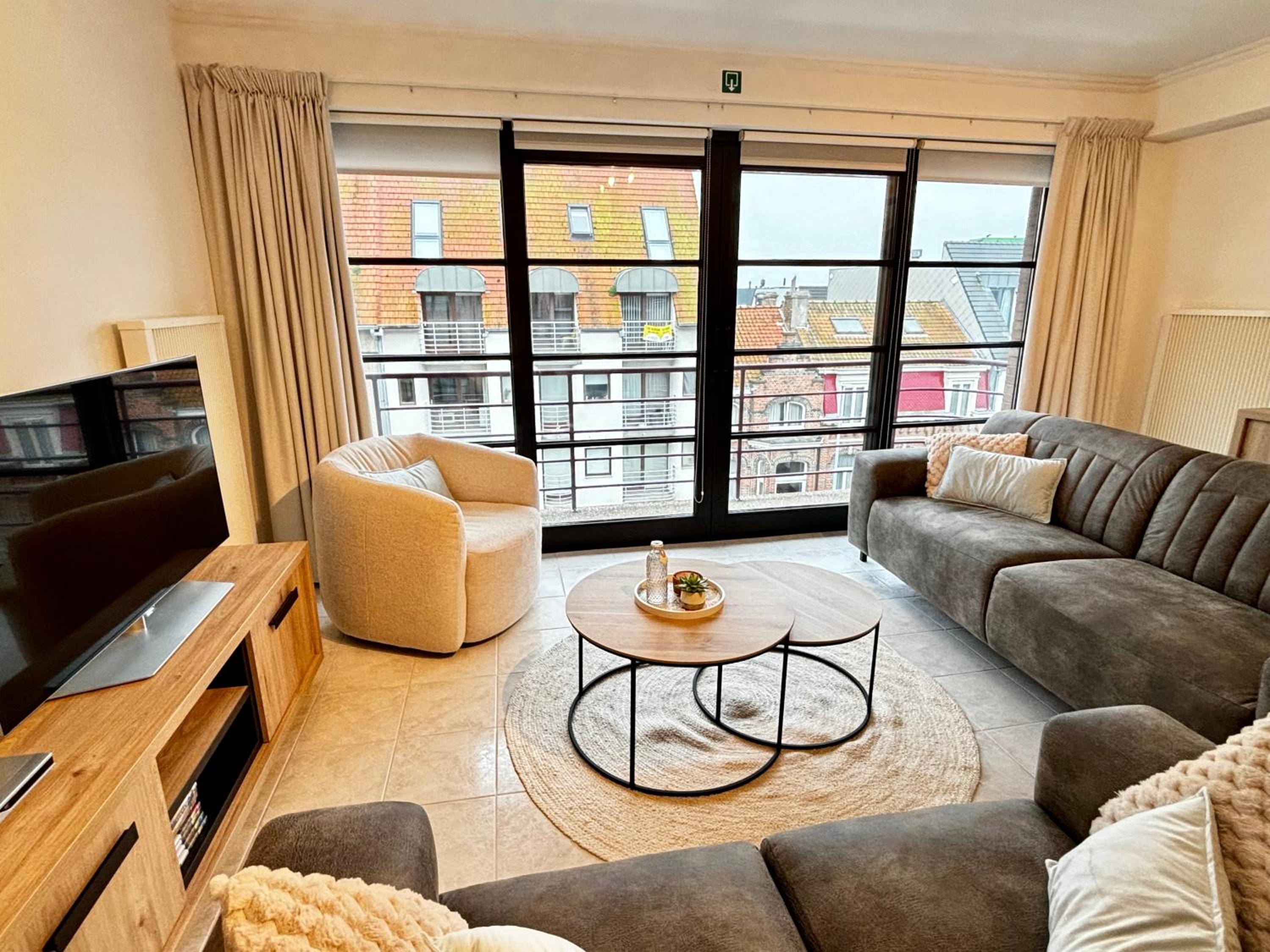 Two-Bedroom Apartment with Balcony photo 1