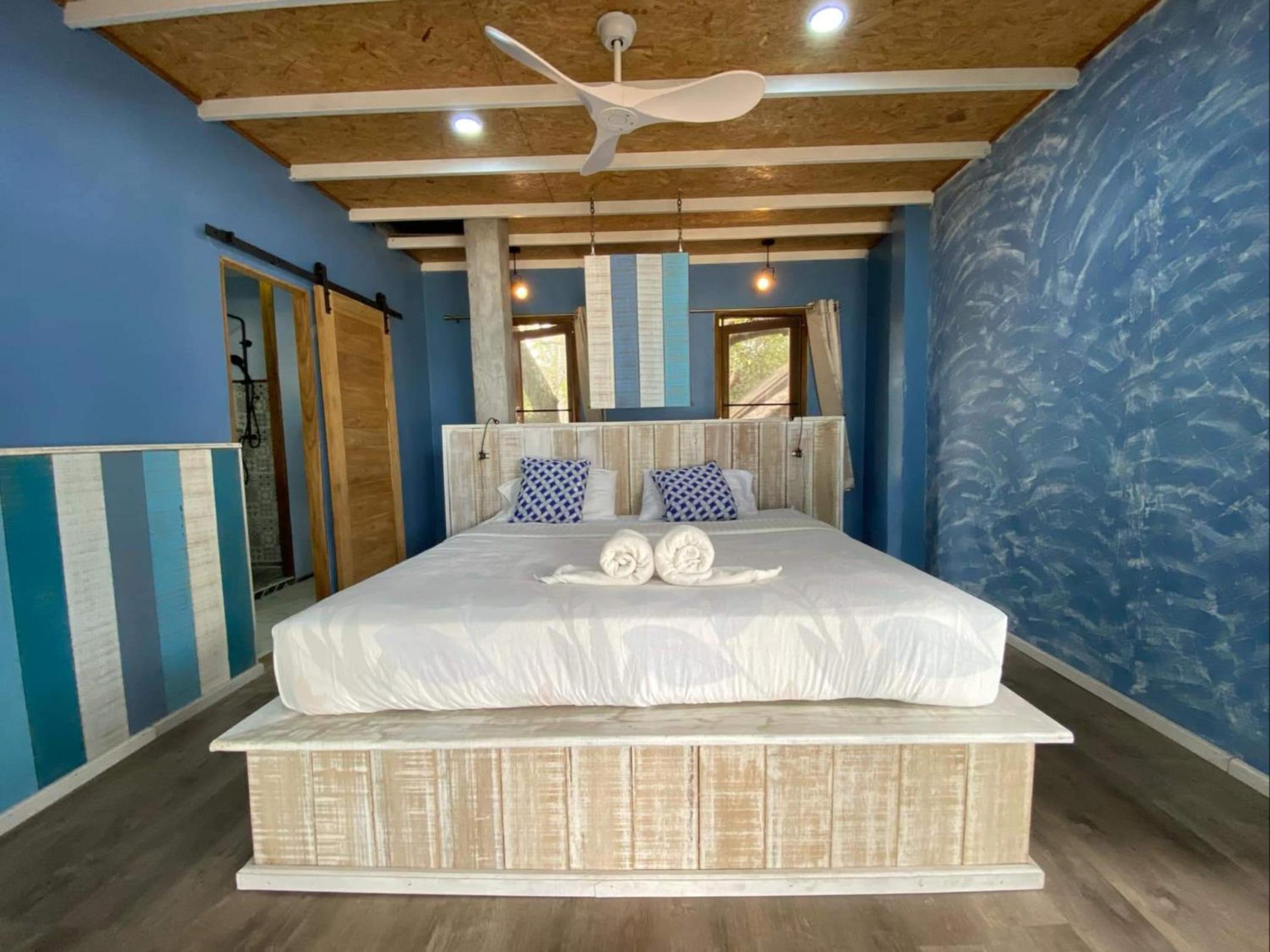 Villa - Beach Front photo 2