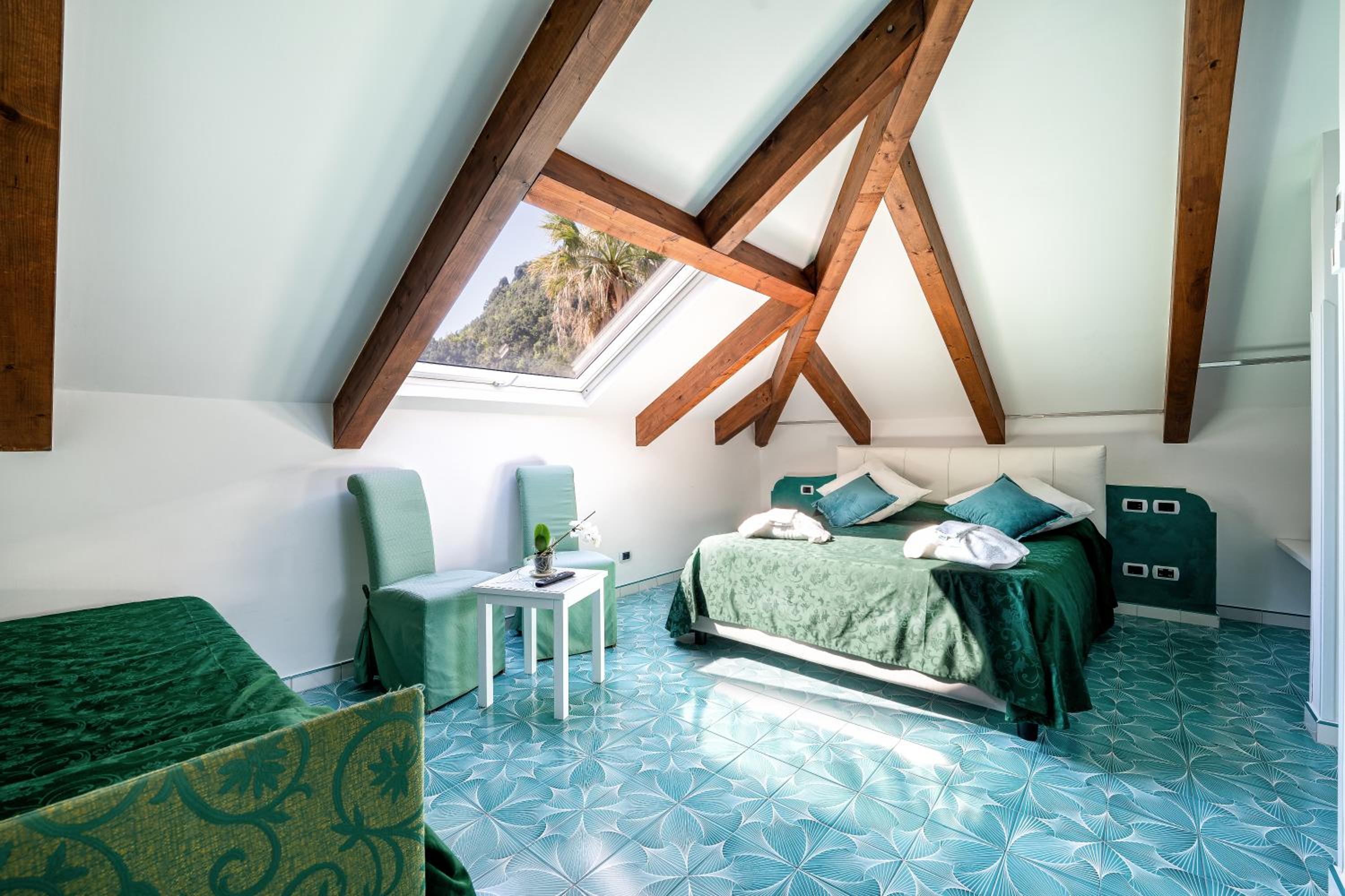 Quadruple Room With Terrace photo 1