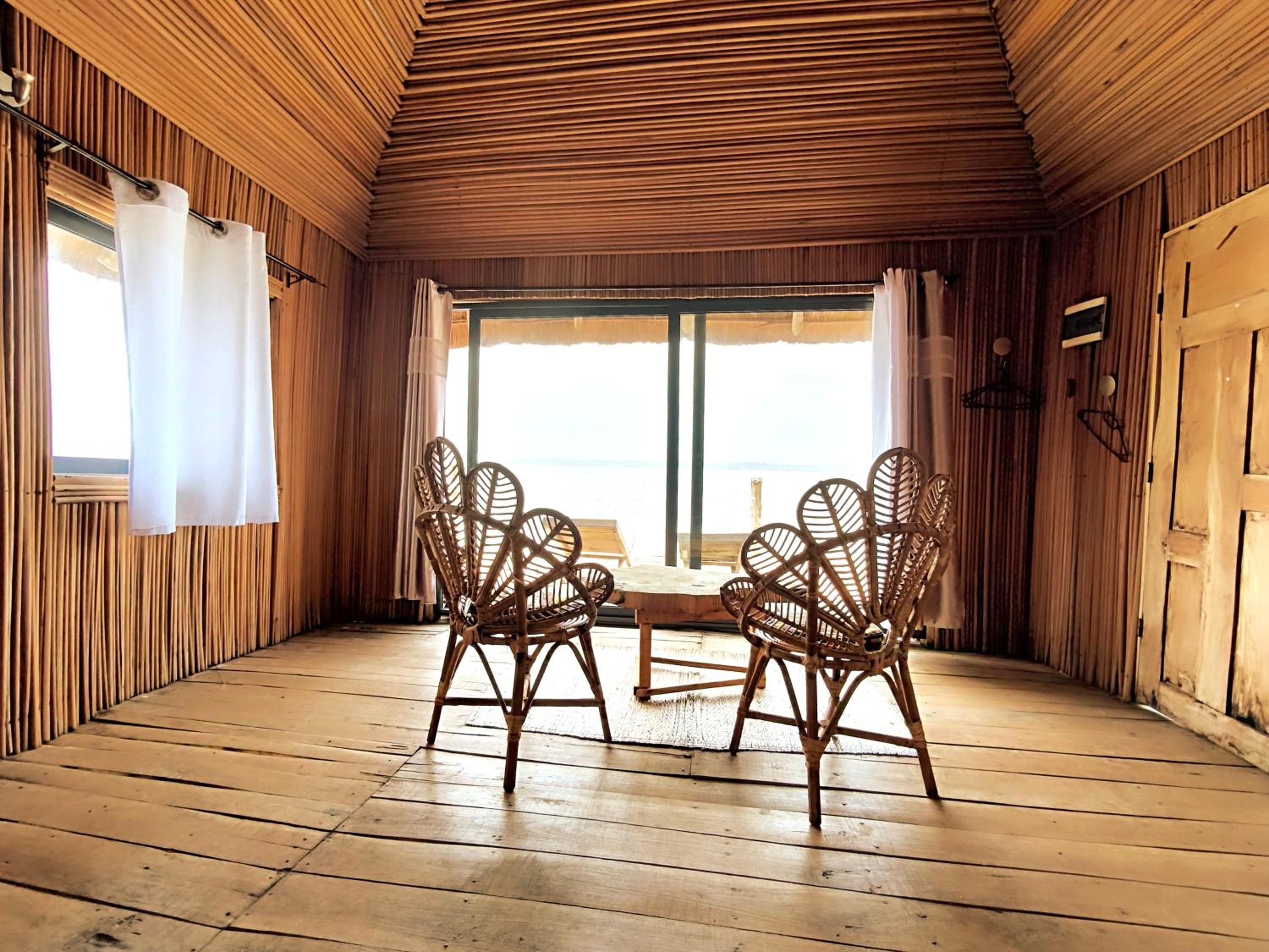 Deluxe Double Room with Balcony photo 3