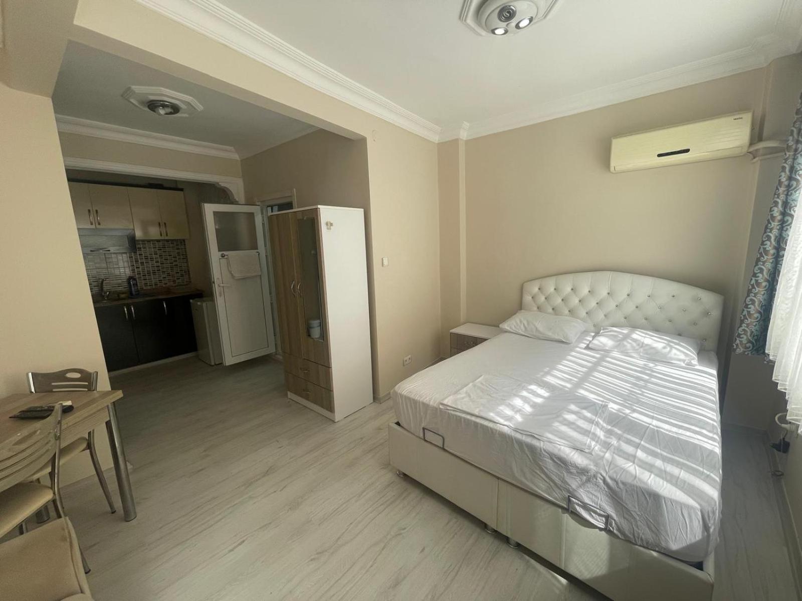 Apartment - Ground Floor photo 2