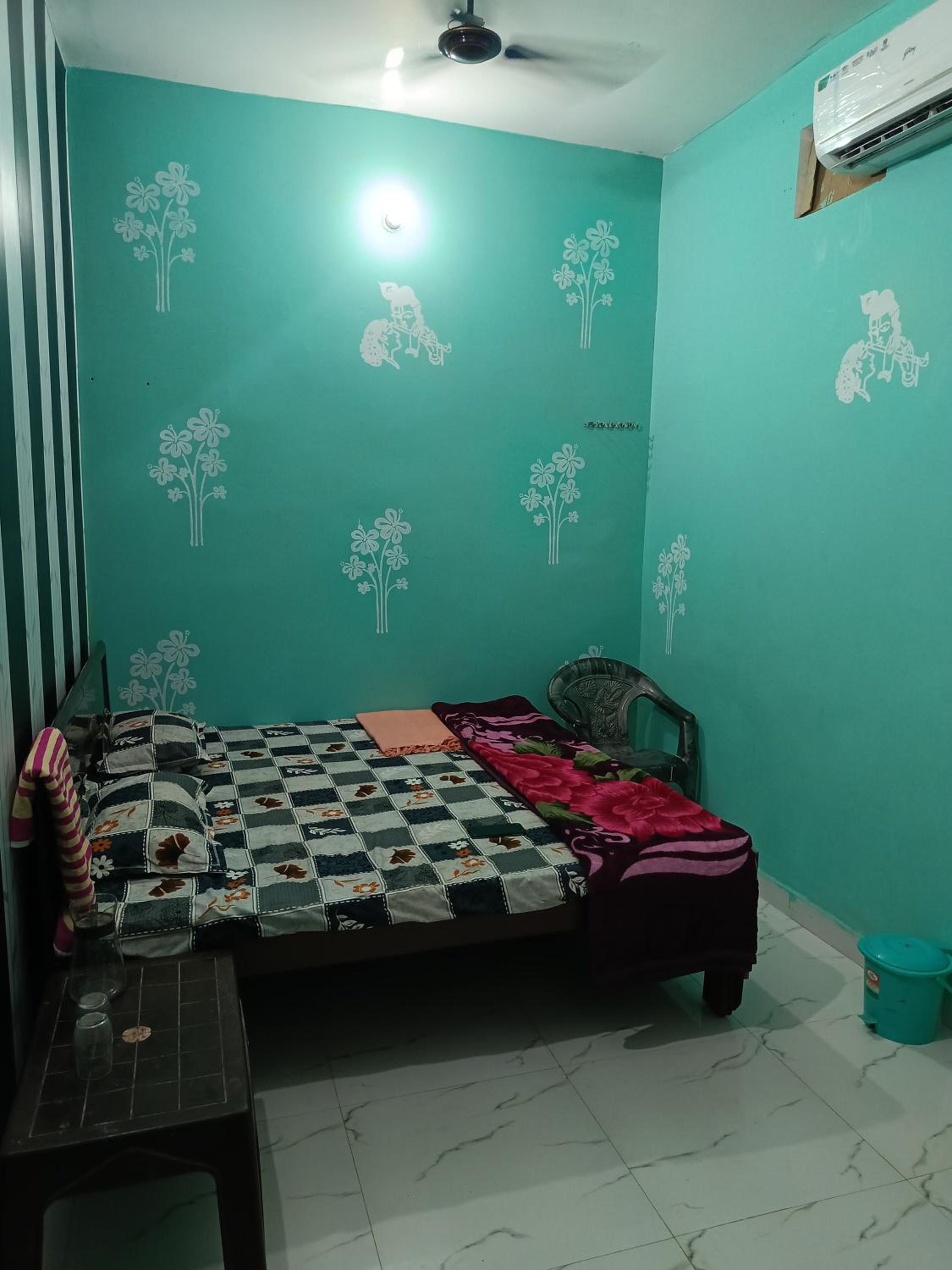Standard Double Room - Photo 2