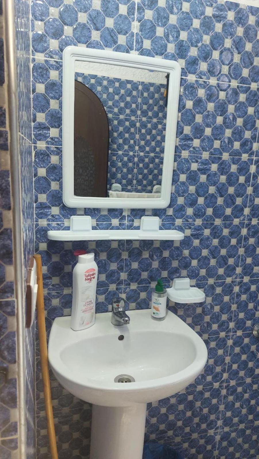 Twin Room with Private External Bathroom photo 2
