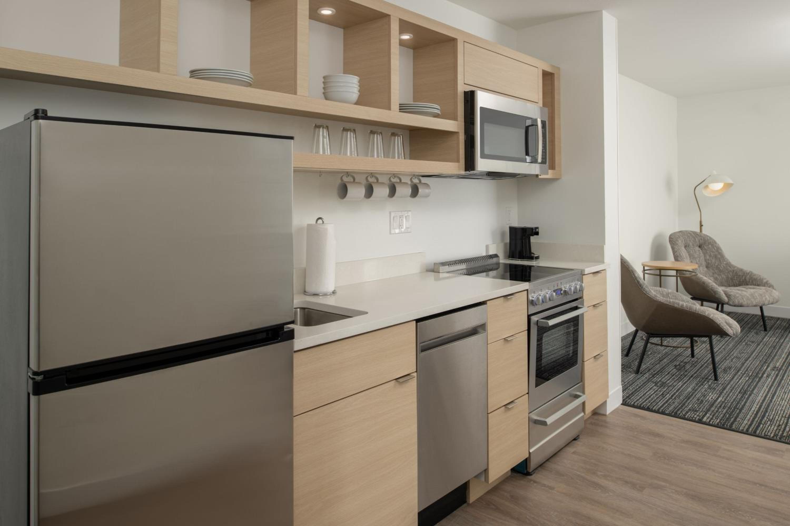 One-Bedroom King Suite with Sofa Bed - Hearing Accessible photo 3
