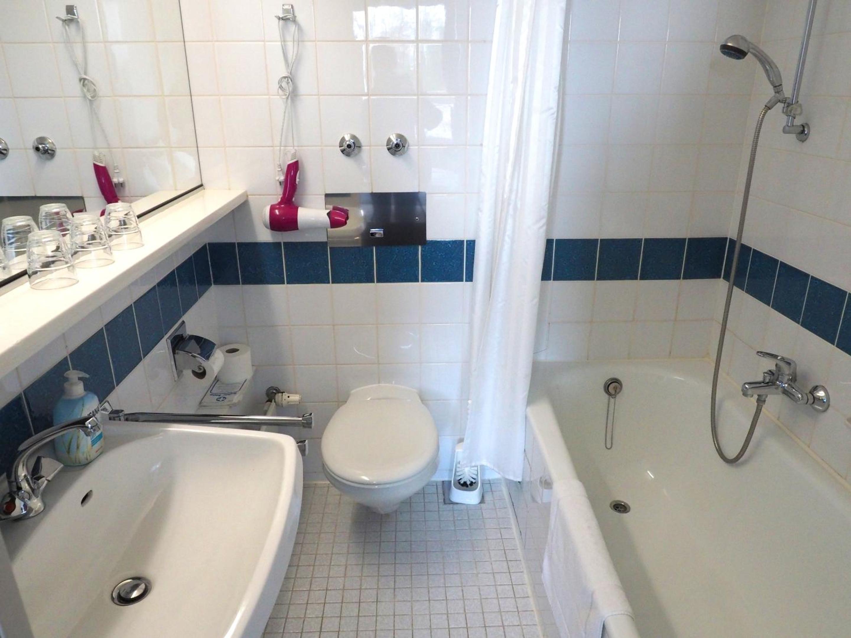 Budget Triple Room - Photo 4