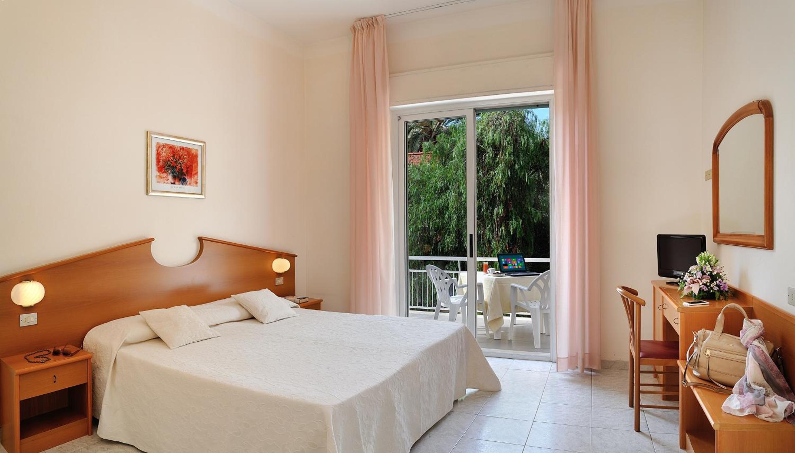 Comfort Triple Room photo 1