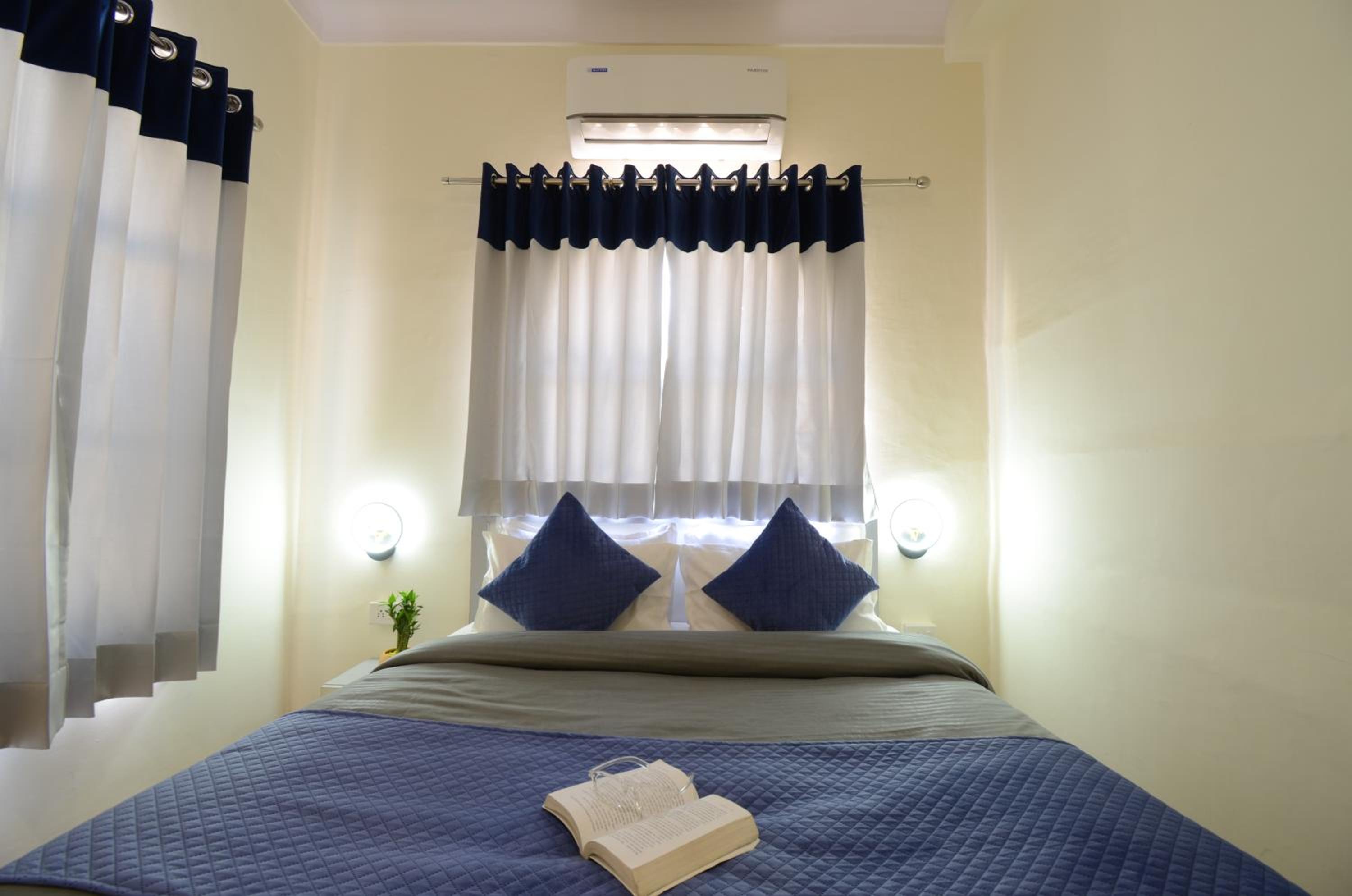 Standard Double Room - Photo 4