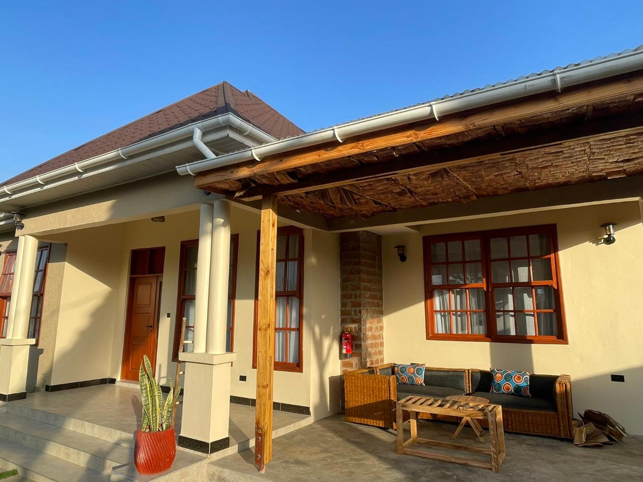Three-Bedroom Villa photo 3