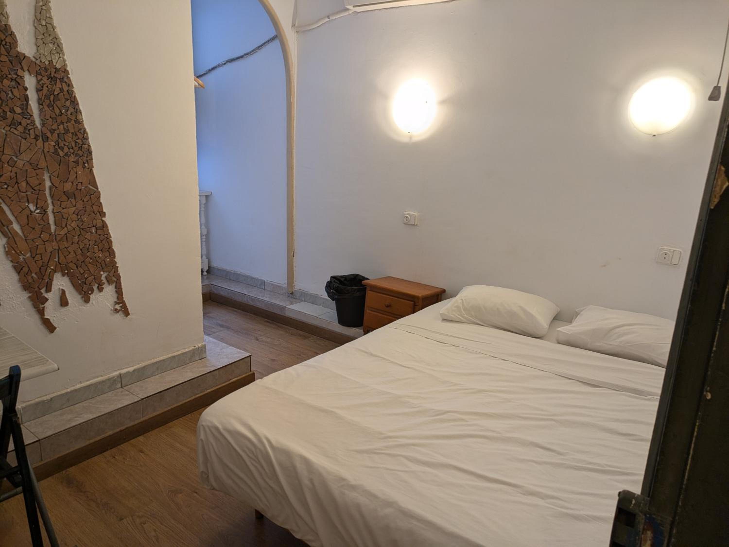Habitación Doble con Baño Privado