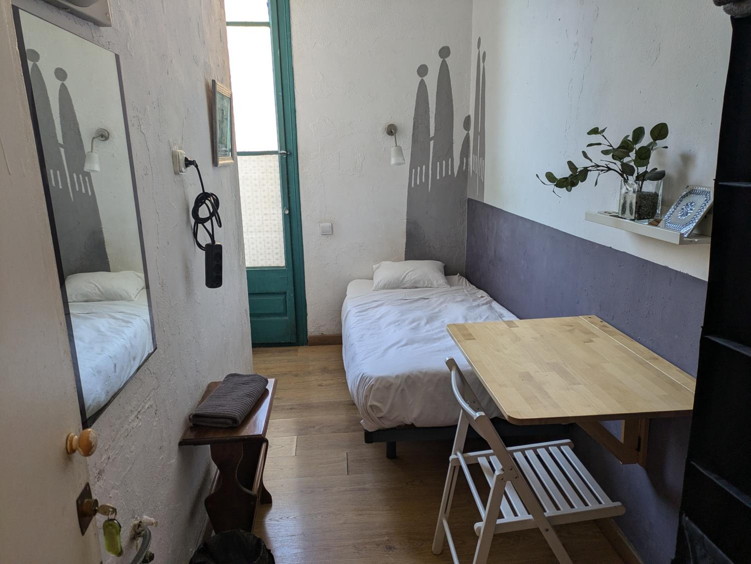 Habitación Individual Estándar con Baño Compartido