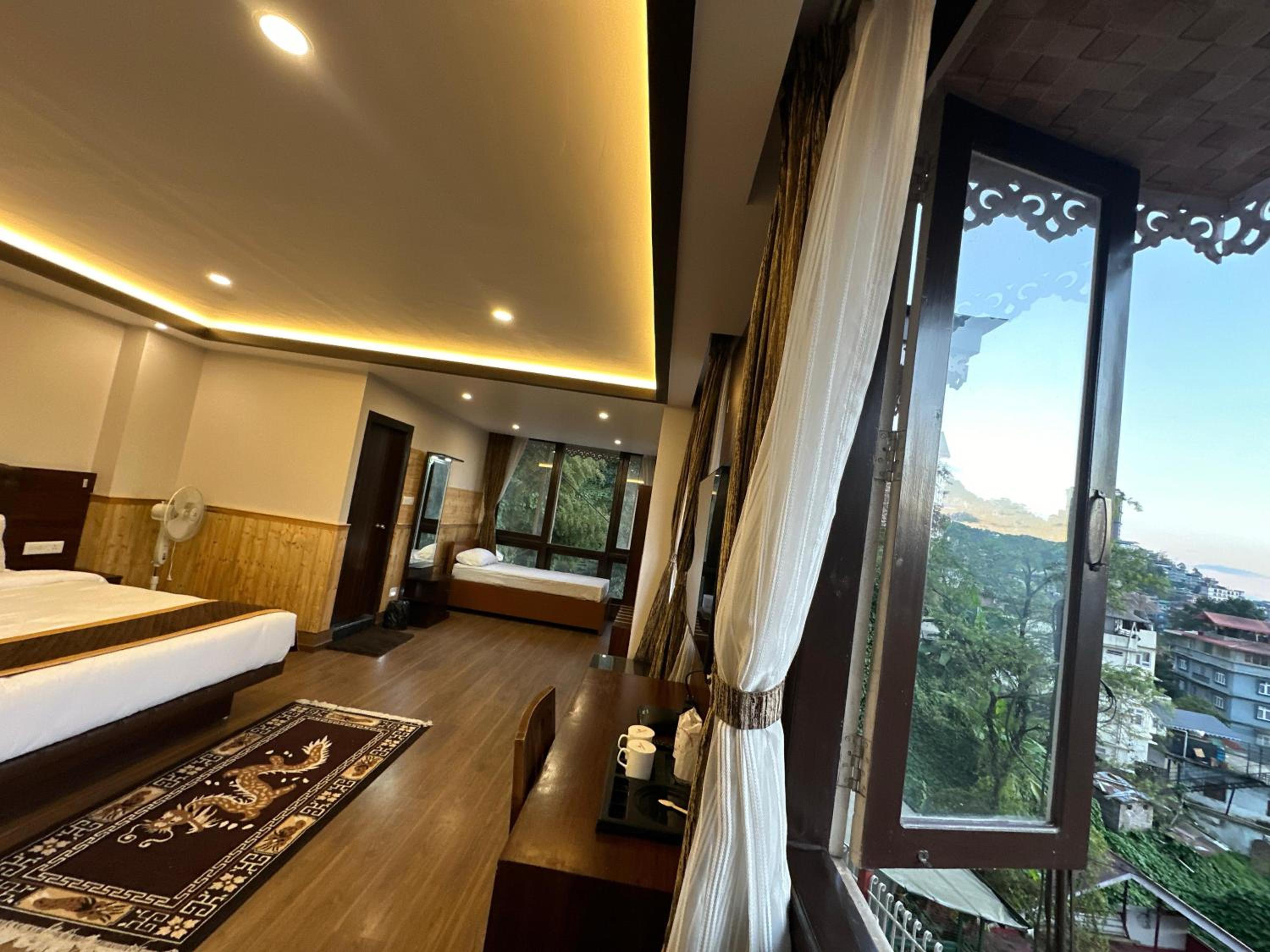 Family Room with Mountain View