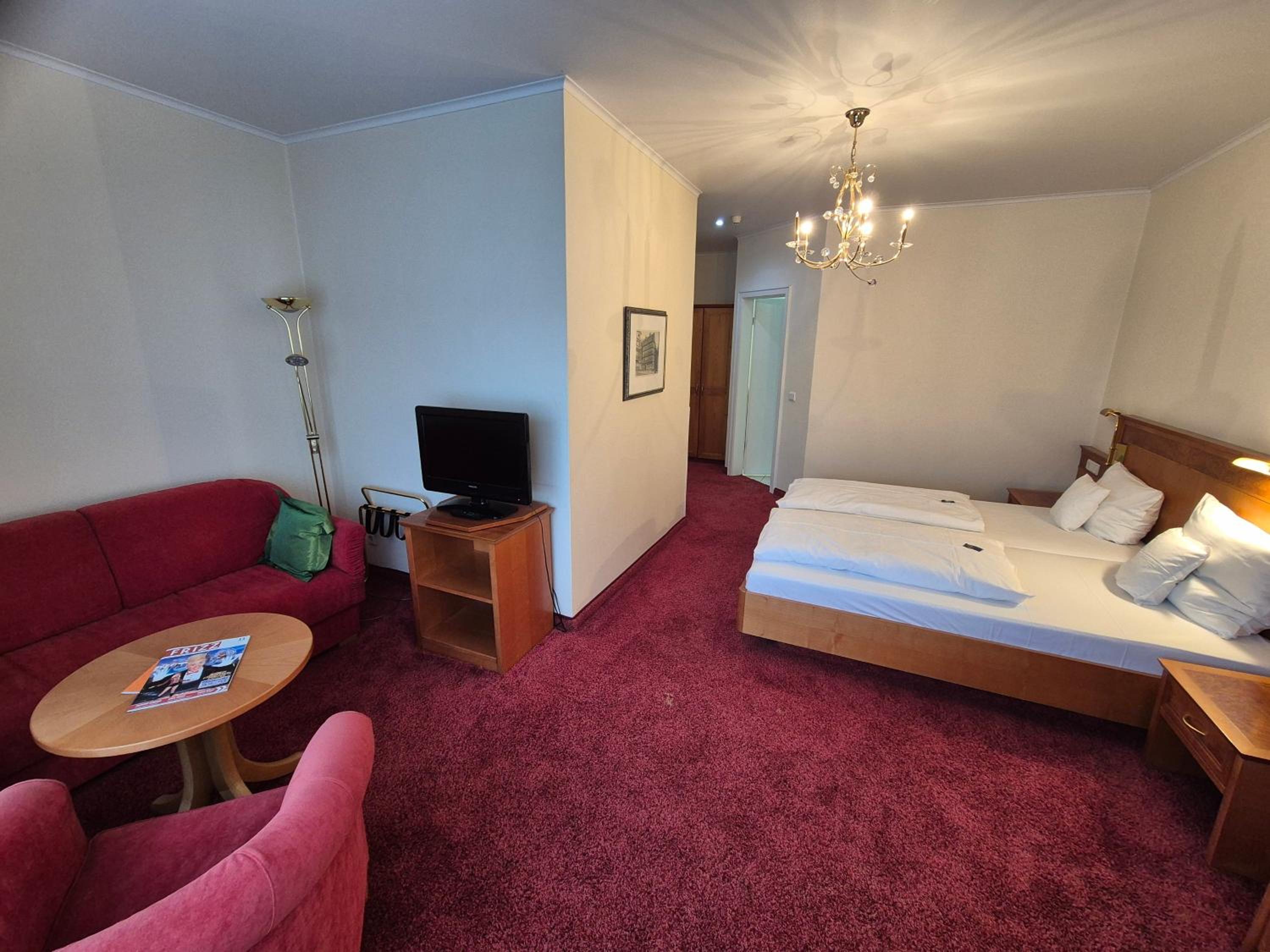 Comfort Double Room with Bath photo 3