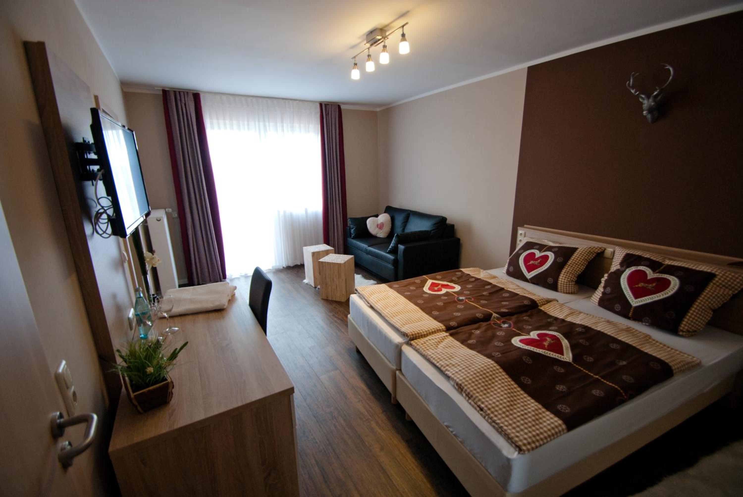 Double Room with Balcony photo 3