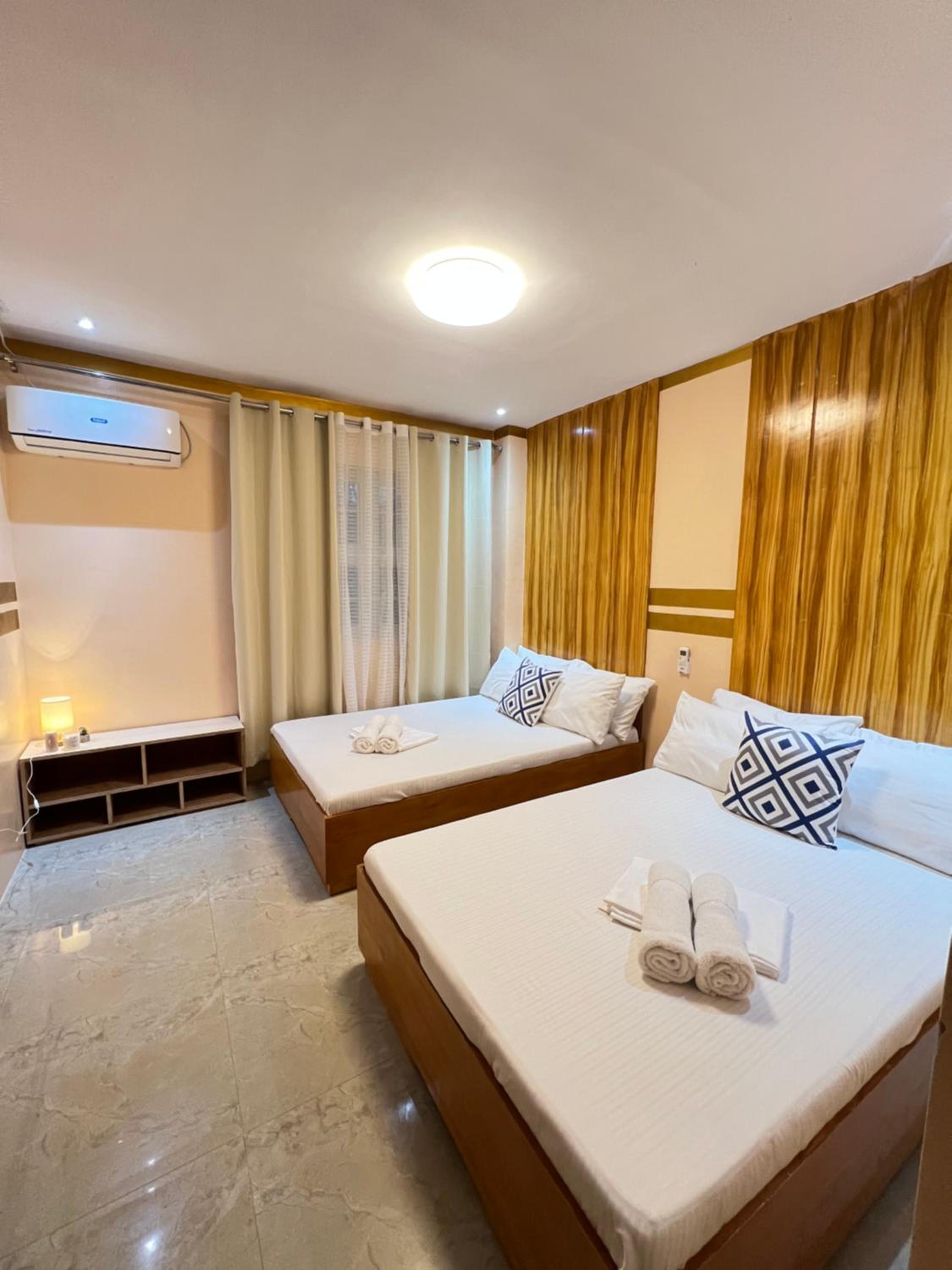 Classic Quadruple Room photo 2