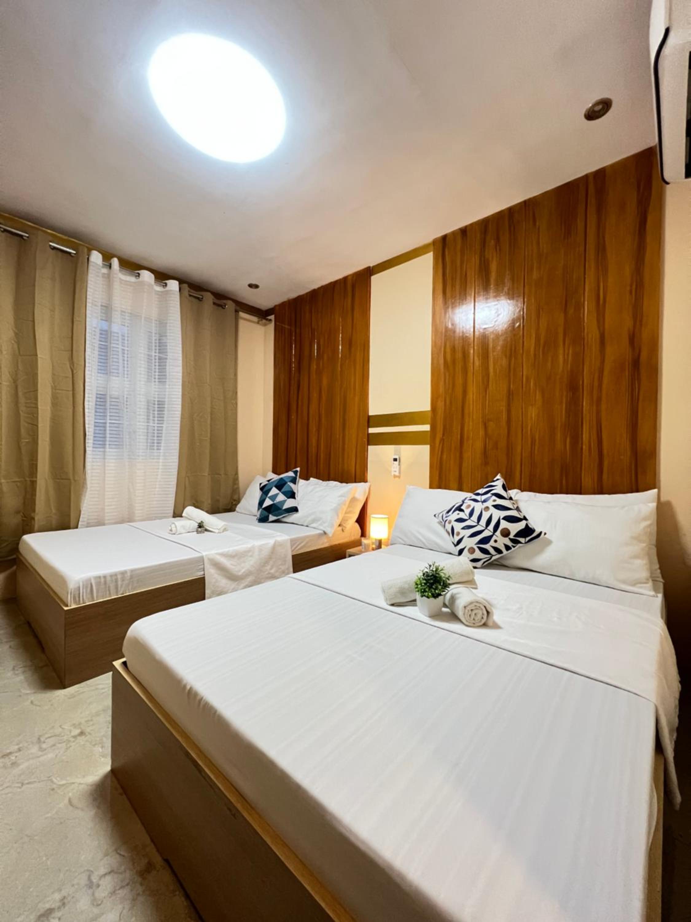 Classic Quadruple Room photo 2