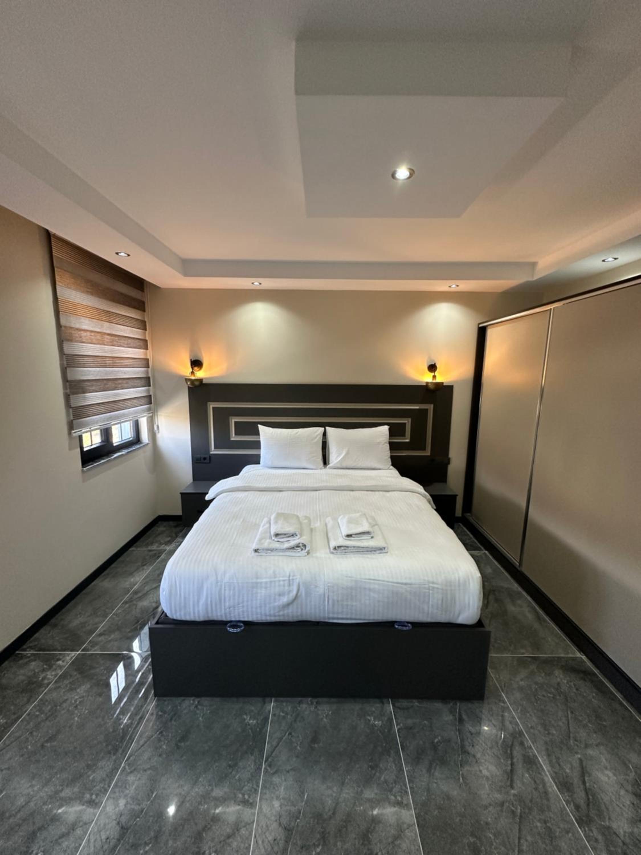Deluxe Queen Room photo 2