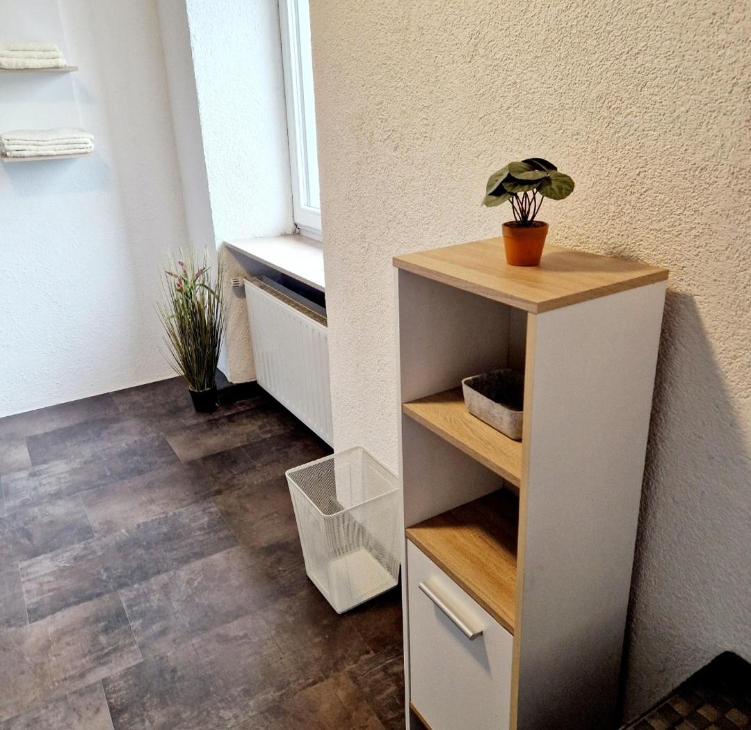 One-Bedroom Apartment photo 3