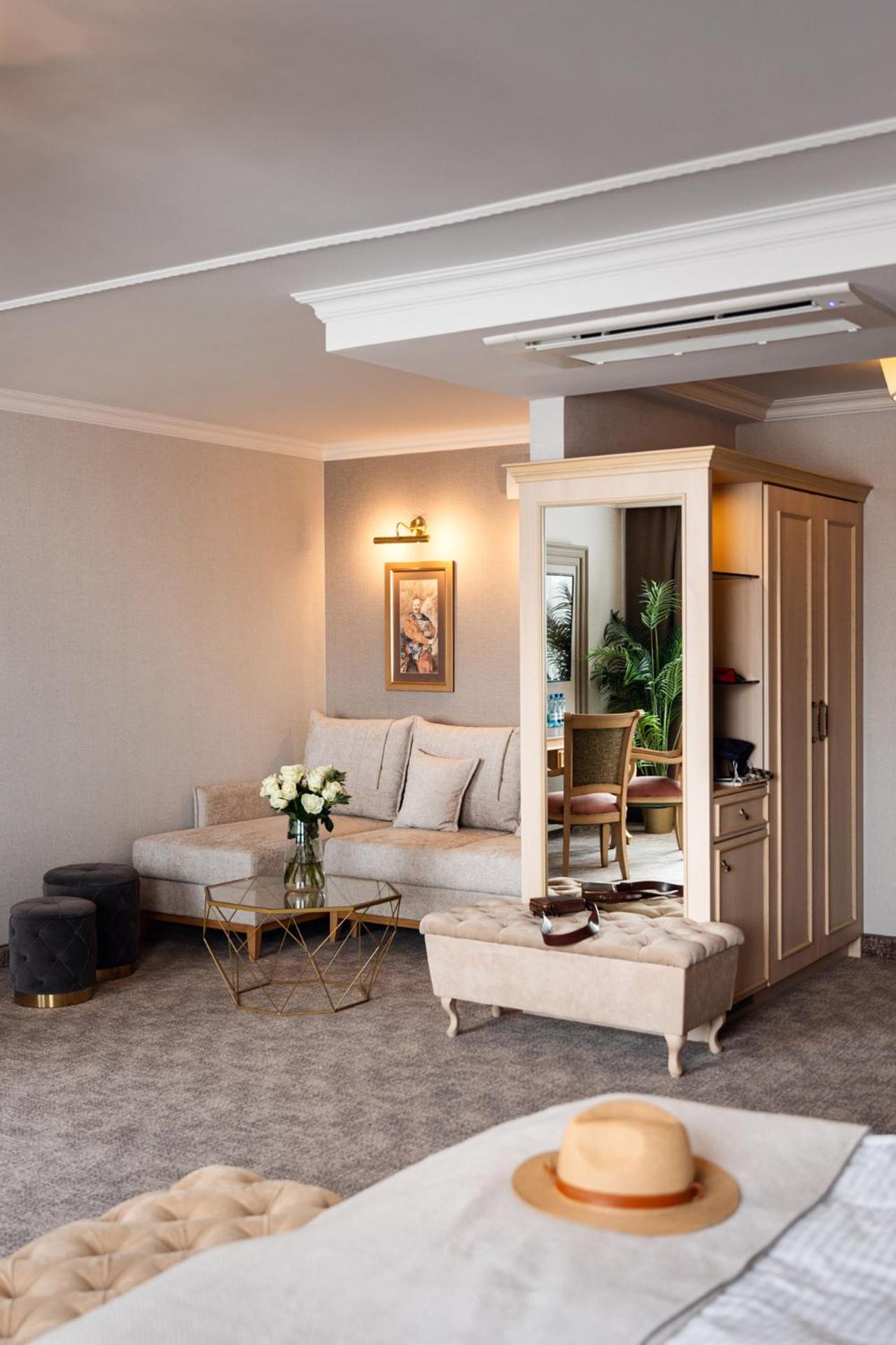 Superior Double Room - Photo 1