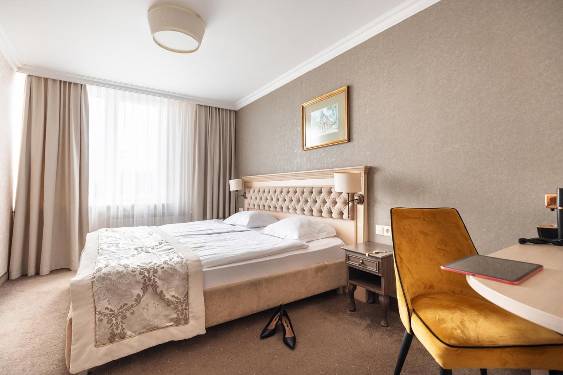 Deluxe Double Room - Photo 1