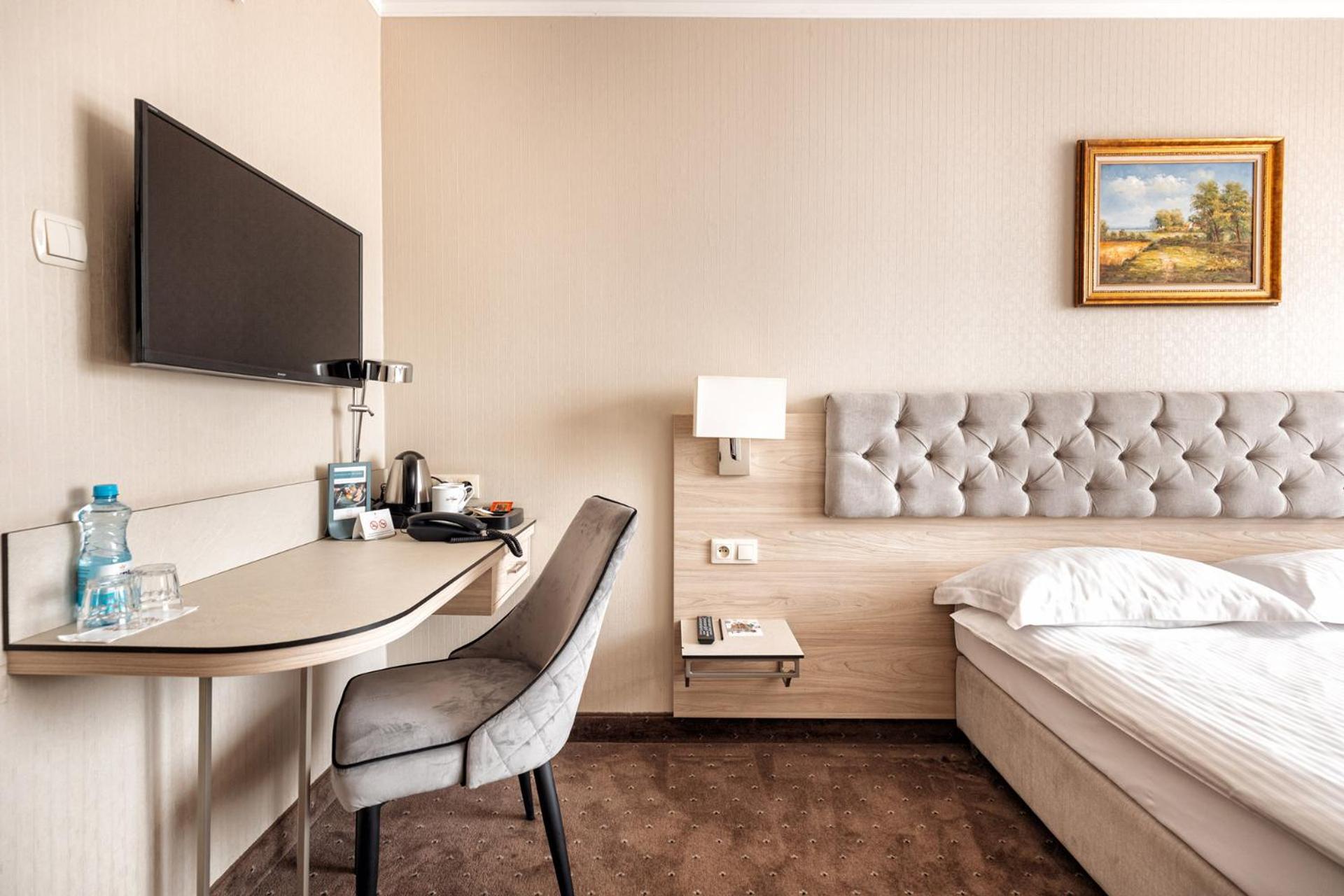 Double Room - Photo 4