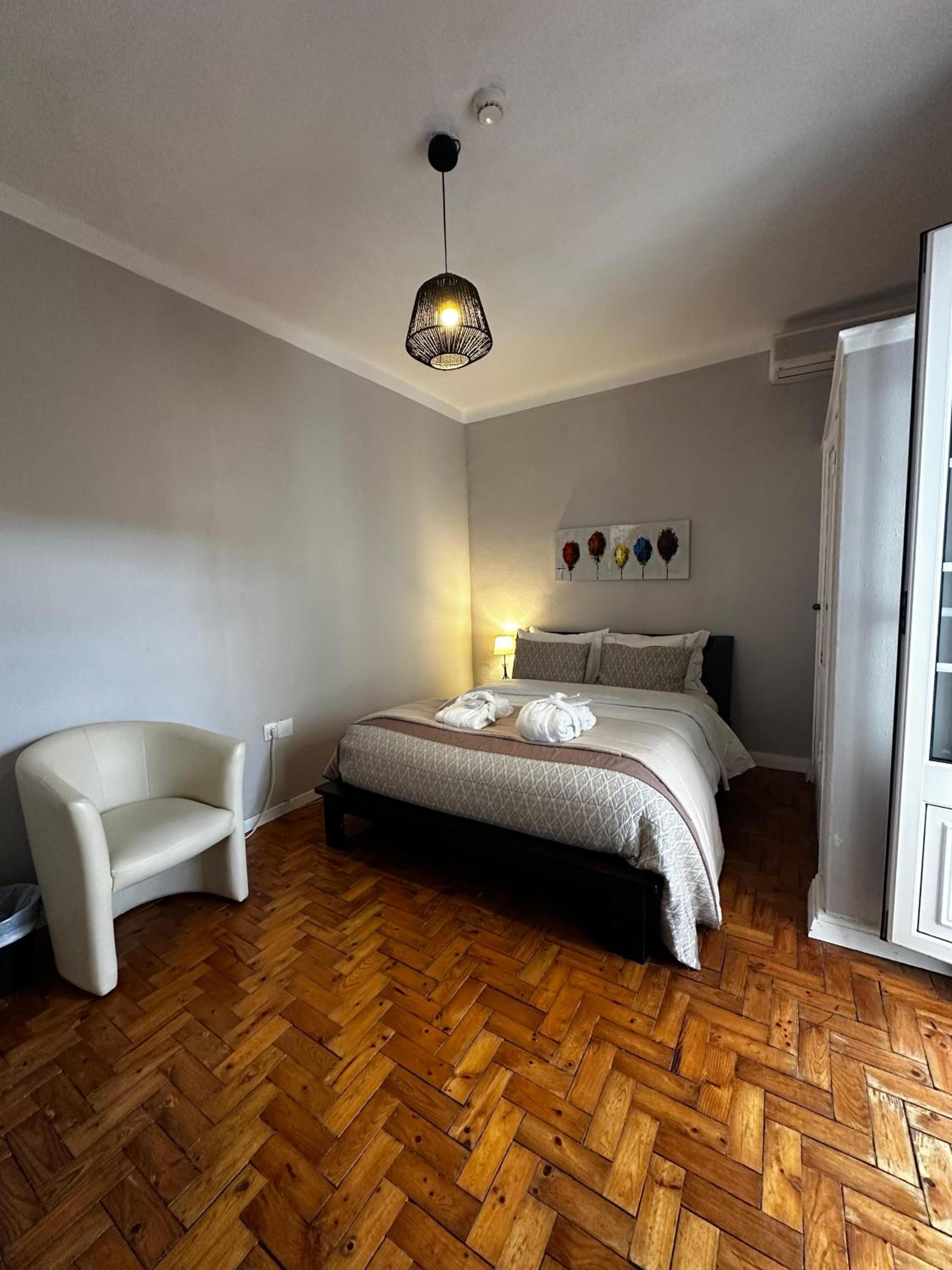 Deluxe Double Room with Balcony photo 3