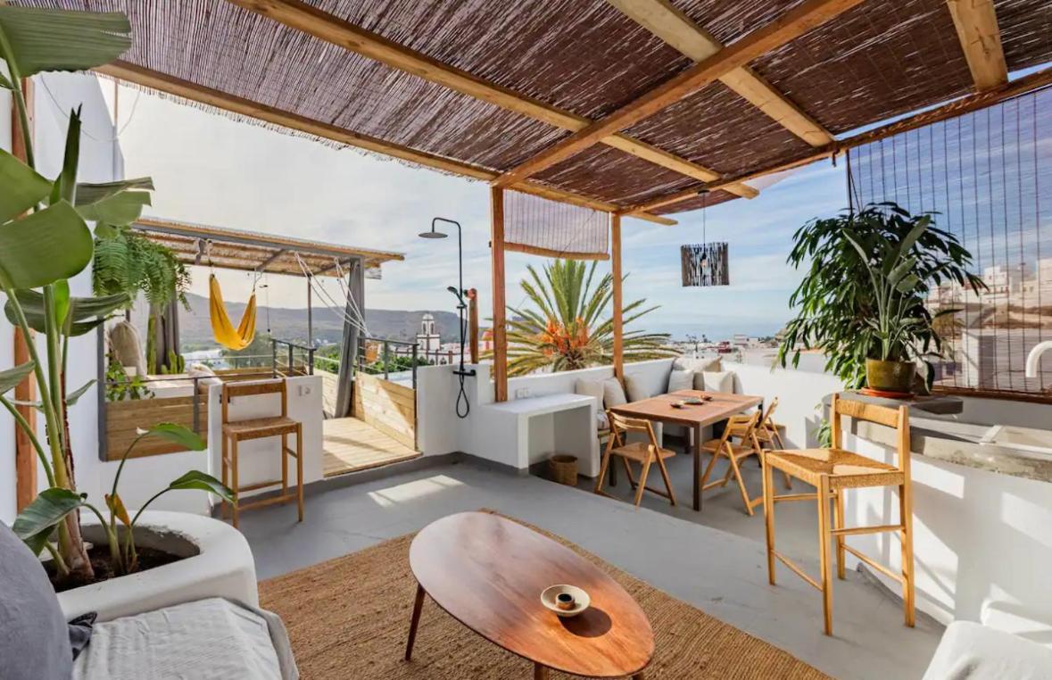 Three-Bedroom Villa photo 2