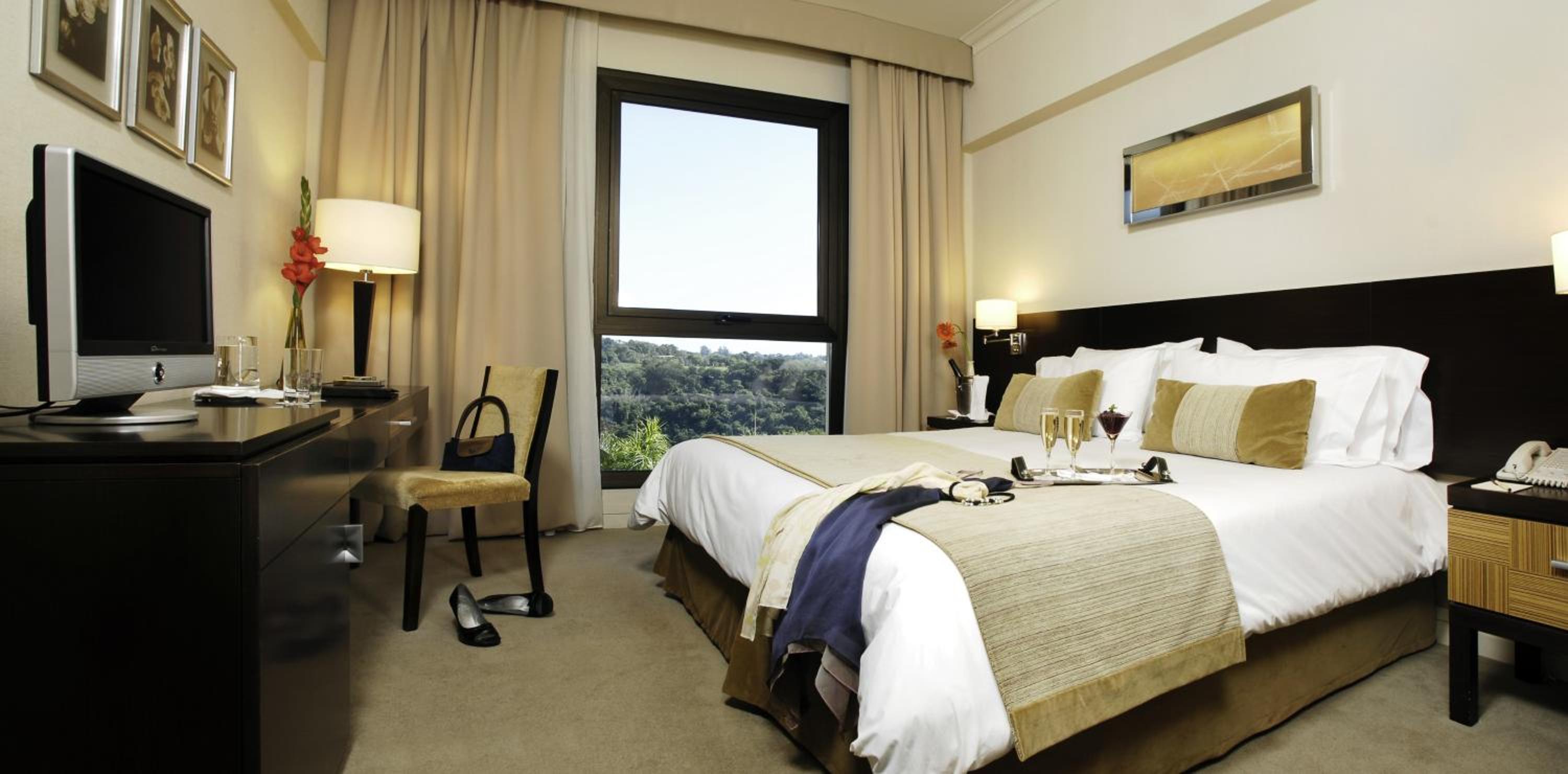 Classic Double or Twin Room with River Views photo 1