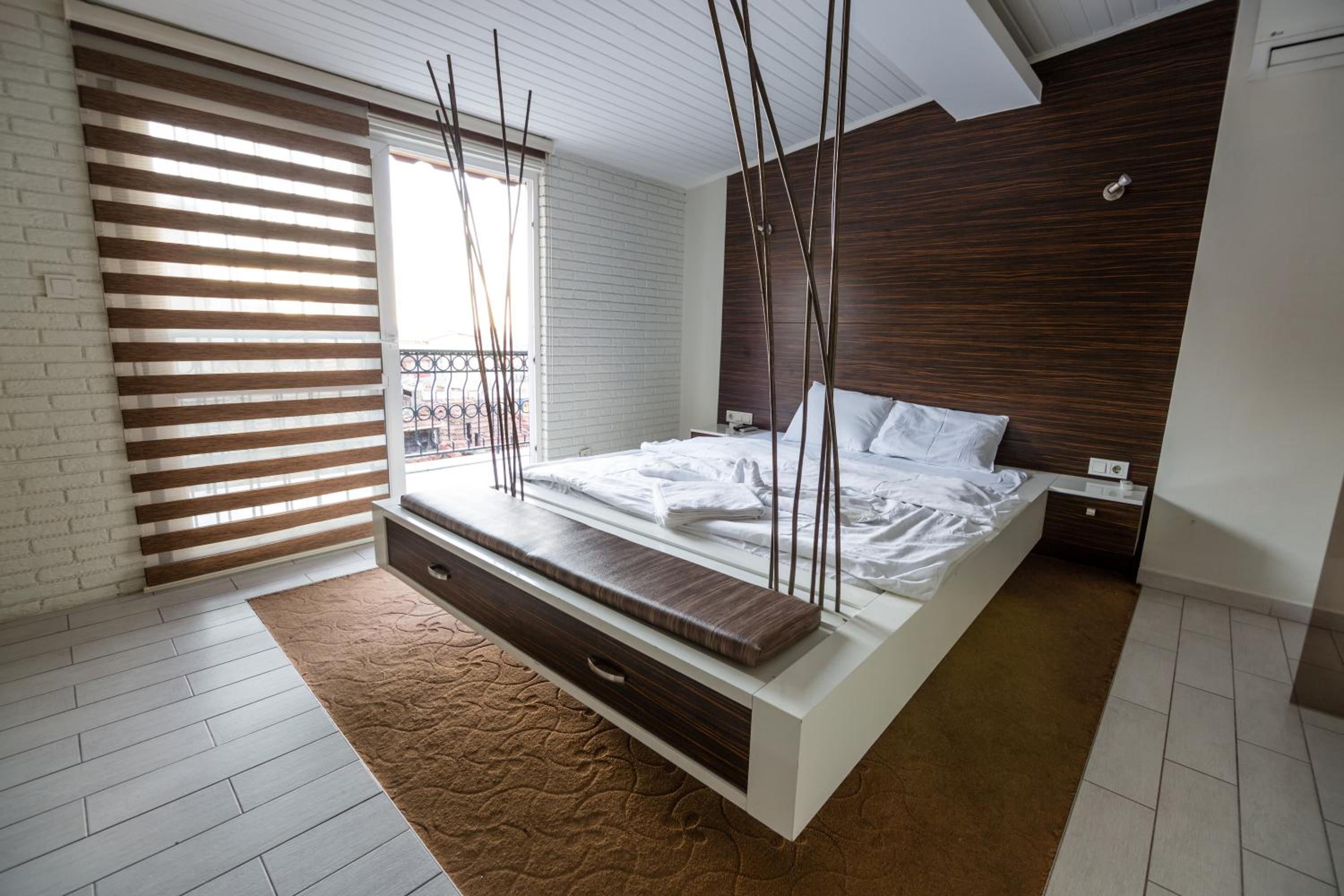 Deluxe Suite photo 1