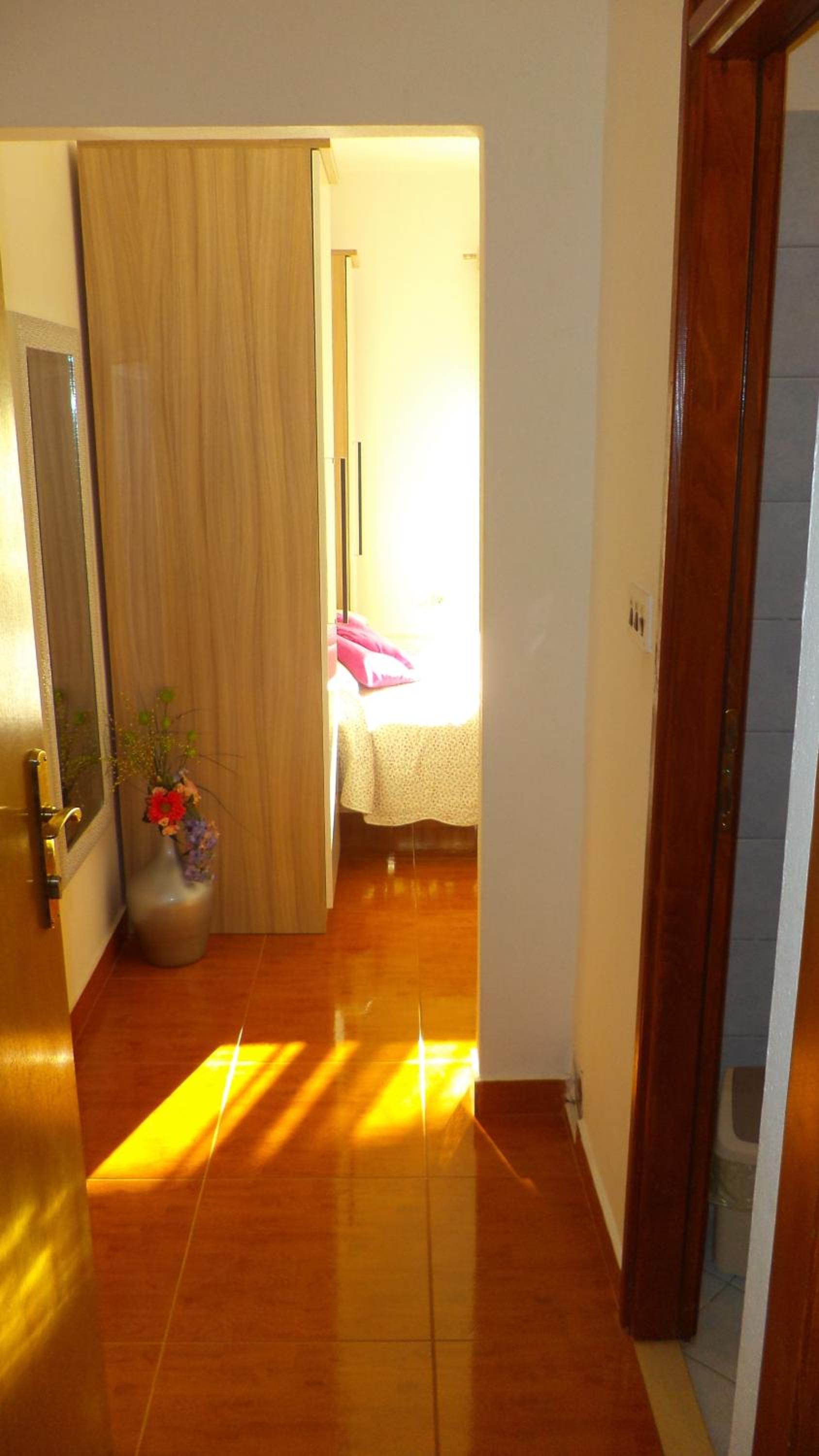 Studio with Balcony - Photo 17