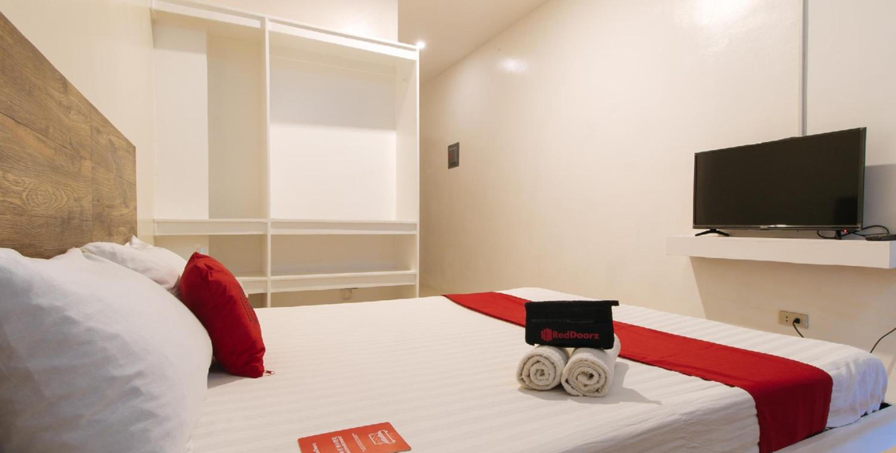 Standard Double Room - Photo 4