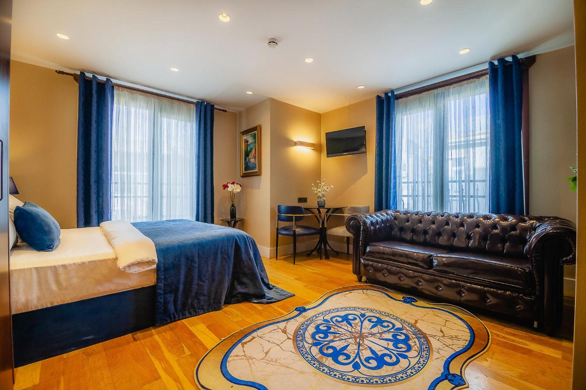 Two-Bedroom Suite photo 3