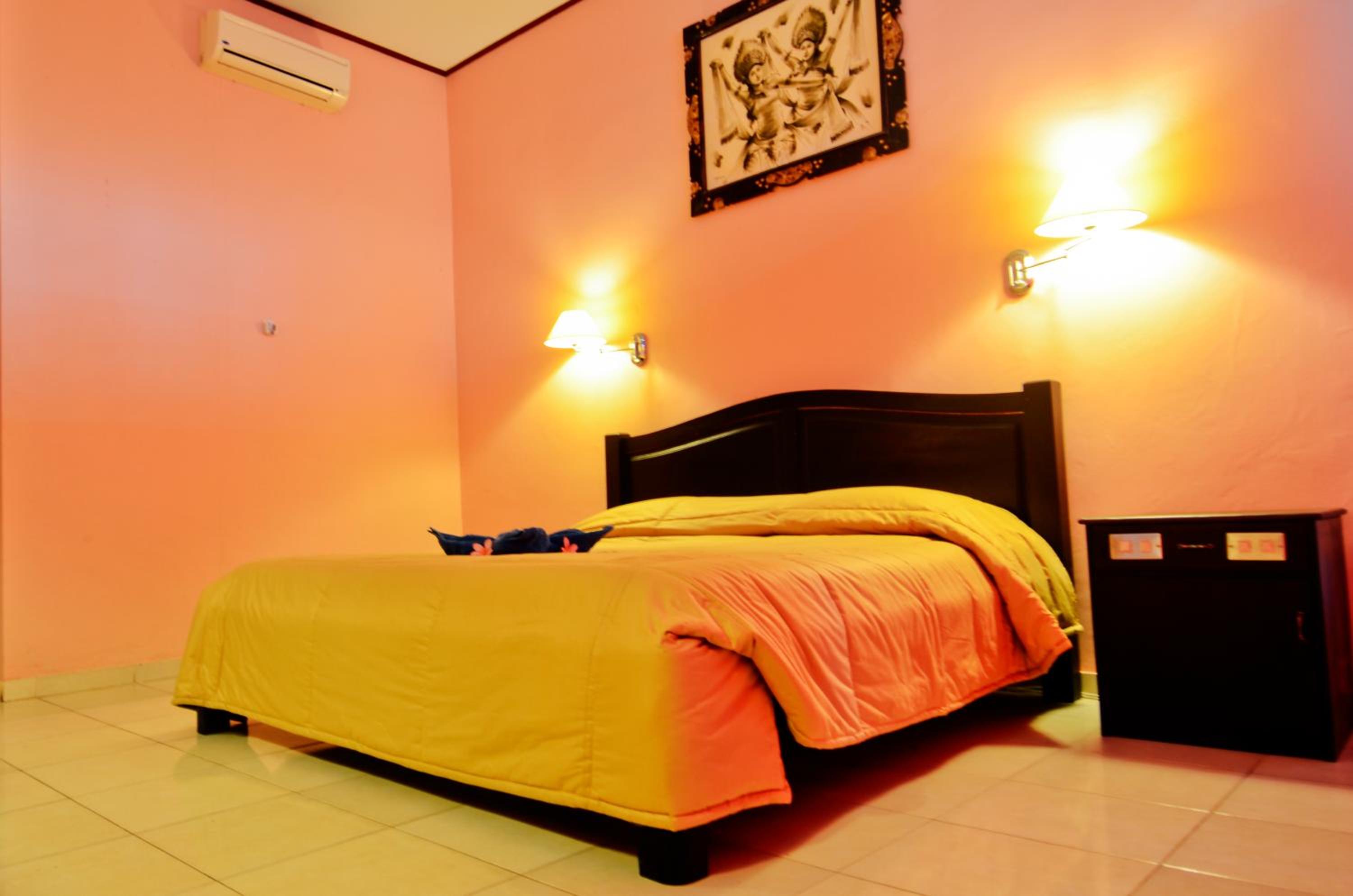 Standard Double Room with Breakfast photo 3