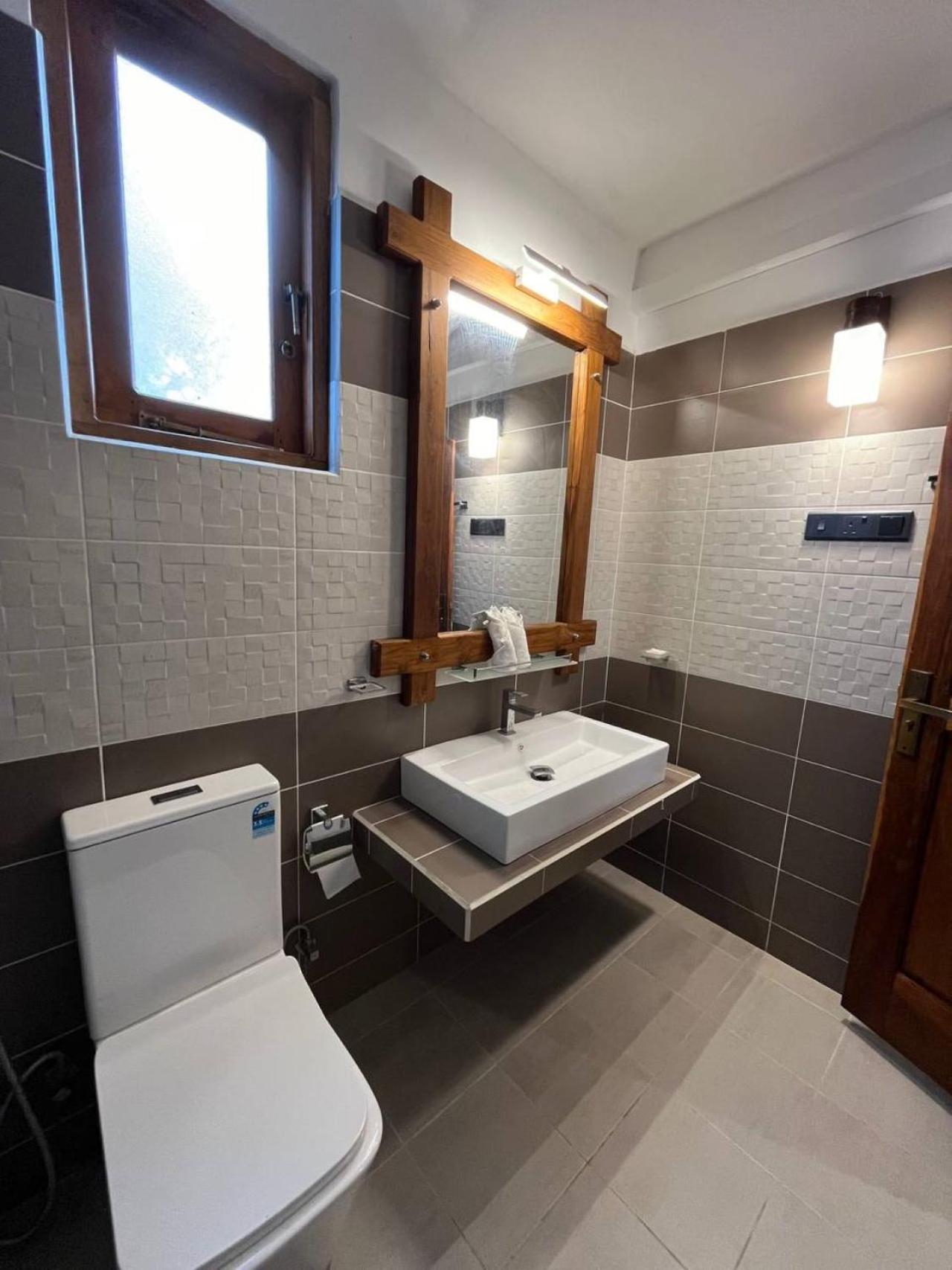 Deluxe Double Room with Sea View photo 3