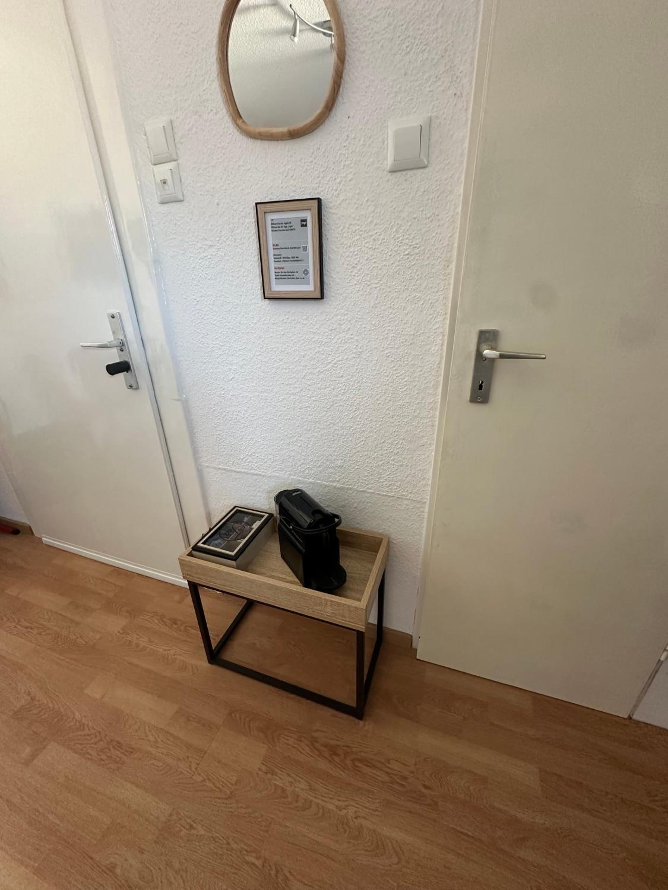 One-Bedroom Apartment photo 3