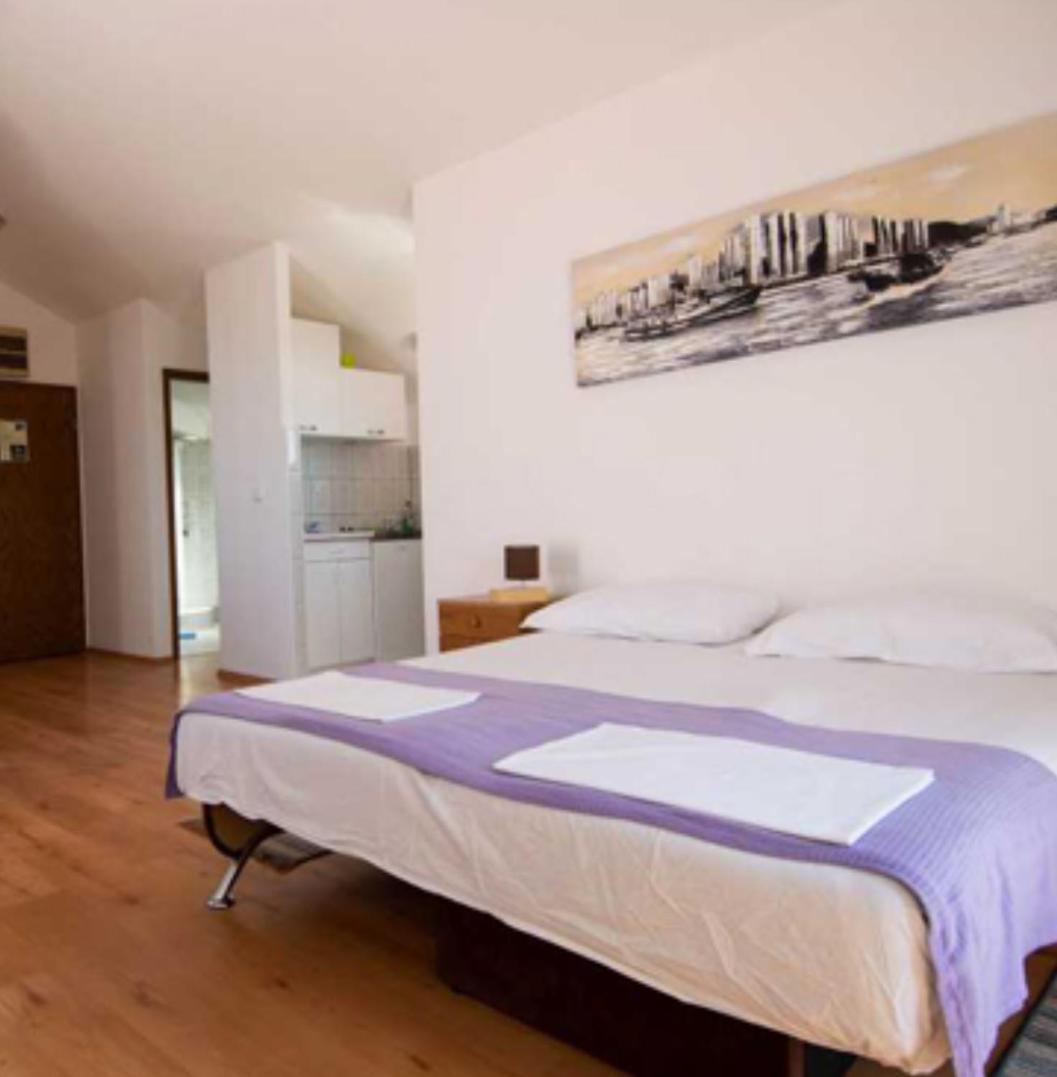 Two-Bedroom Apartment with Balcony photo 1