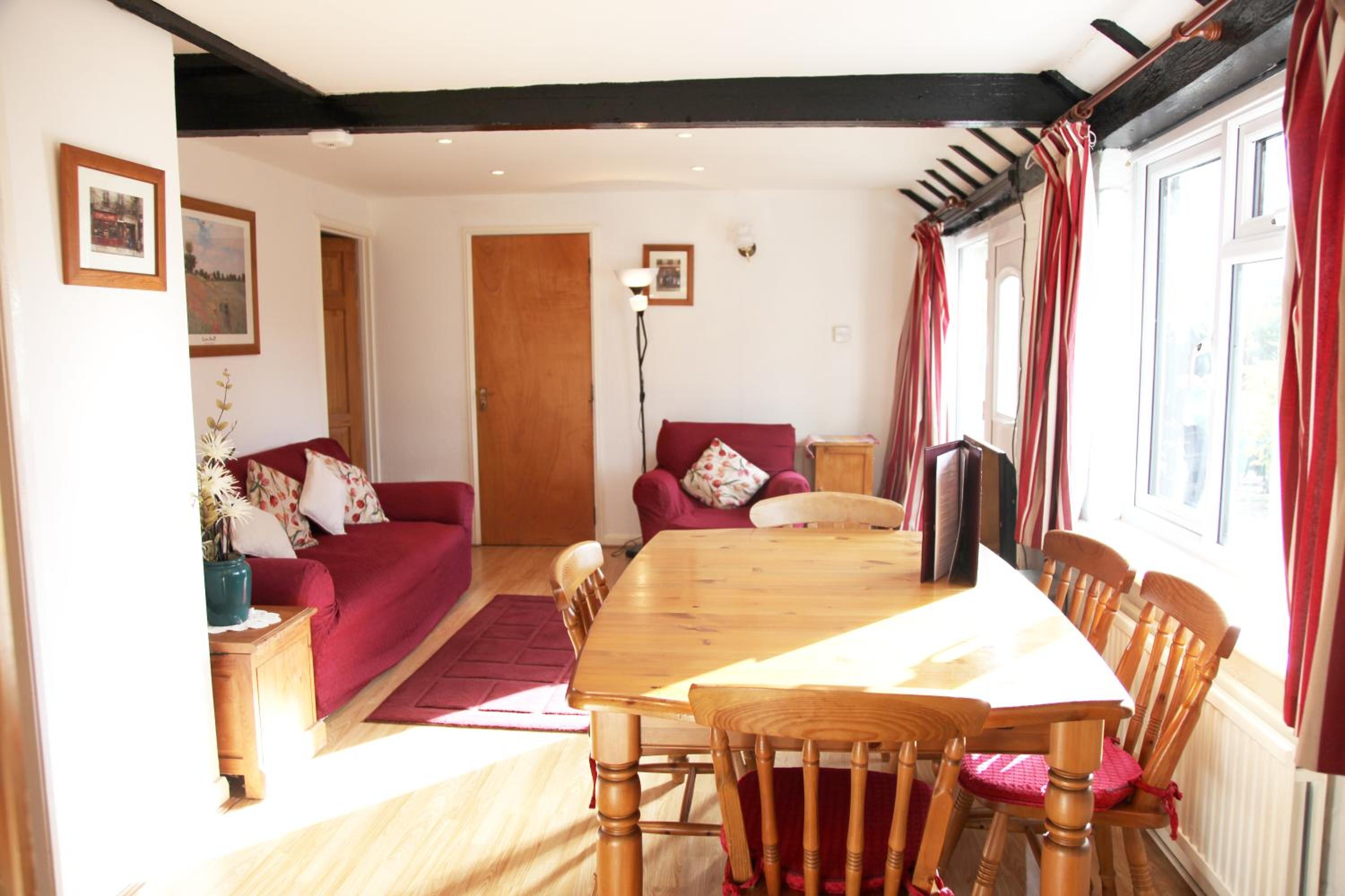 Two-Bedroom House photo 3