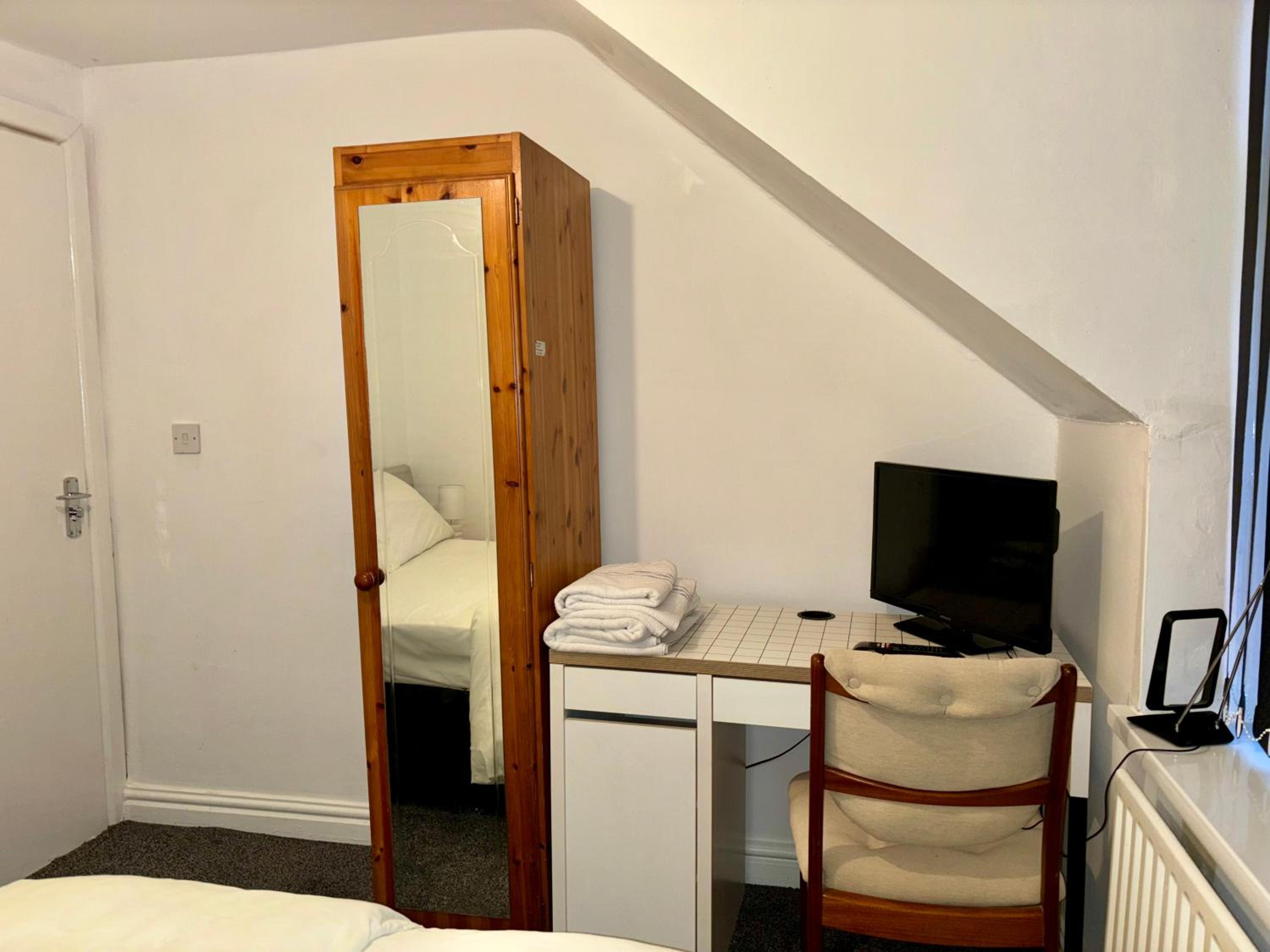 Double Room with Shared Toilet