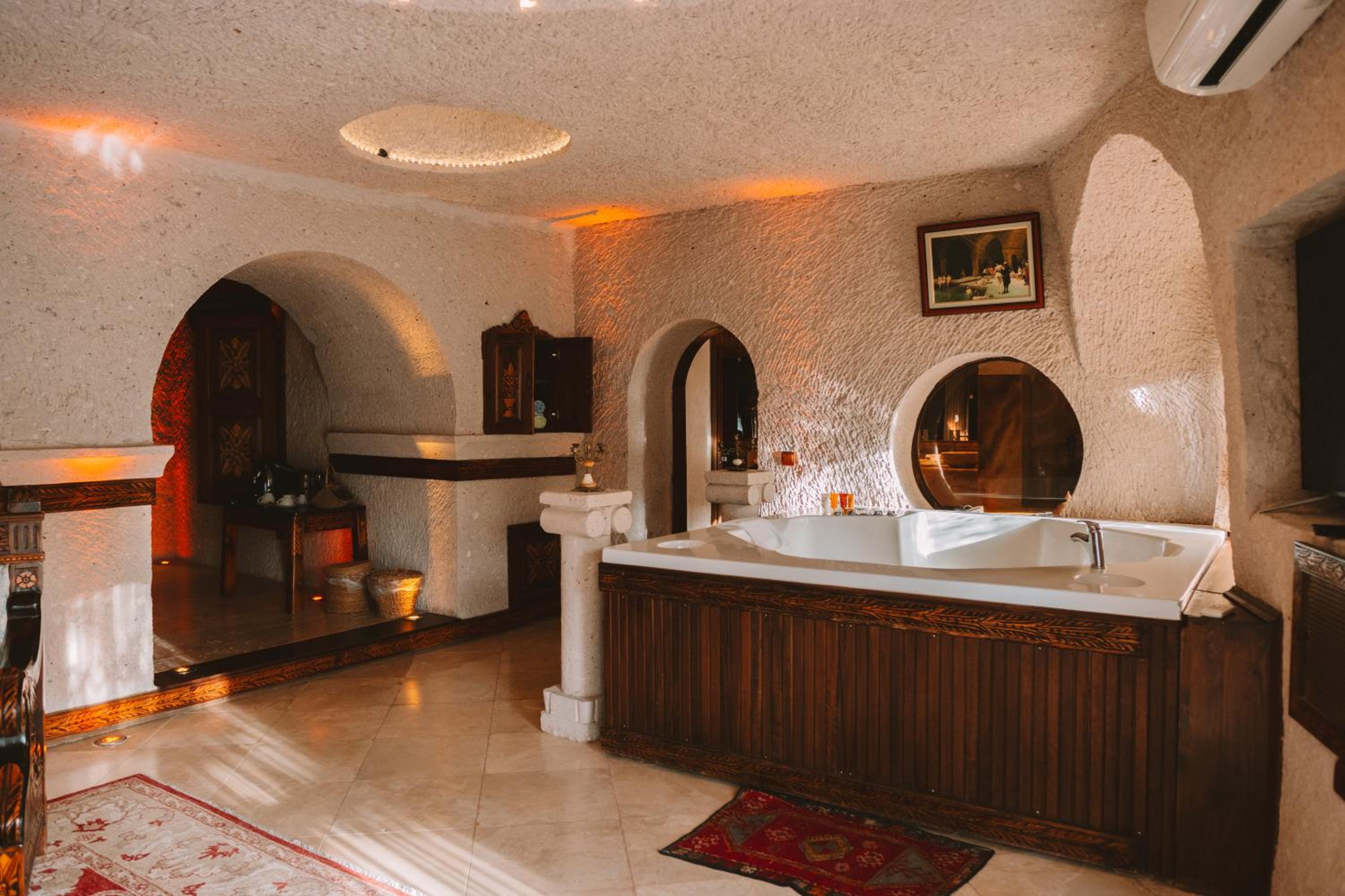 King Suite - Photo 7