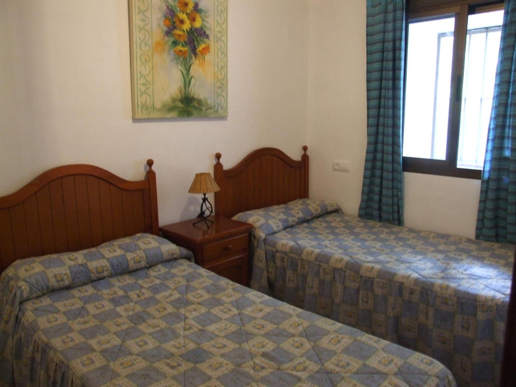Casa adosada de tres habitaciones