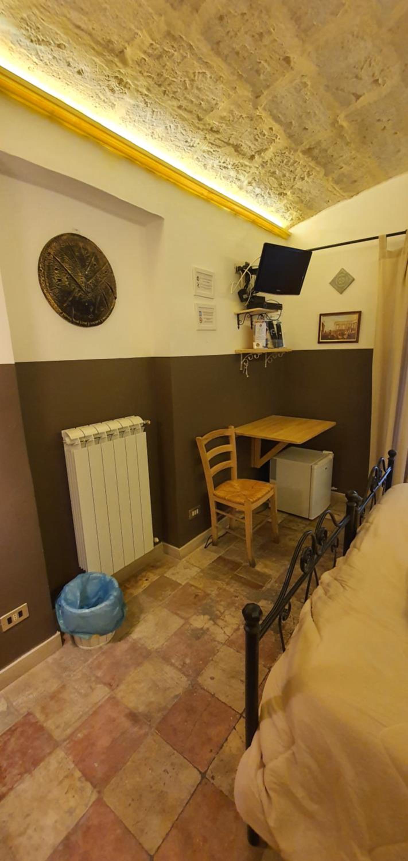Twin Room with Private External Bathroom
