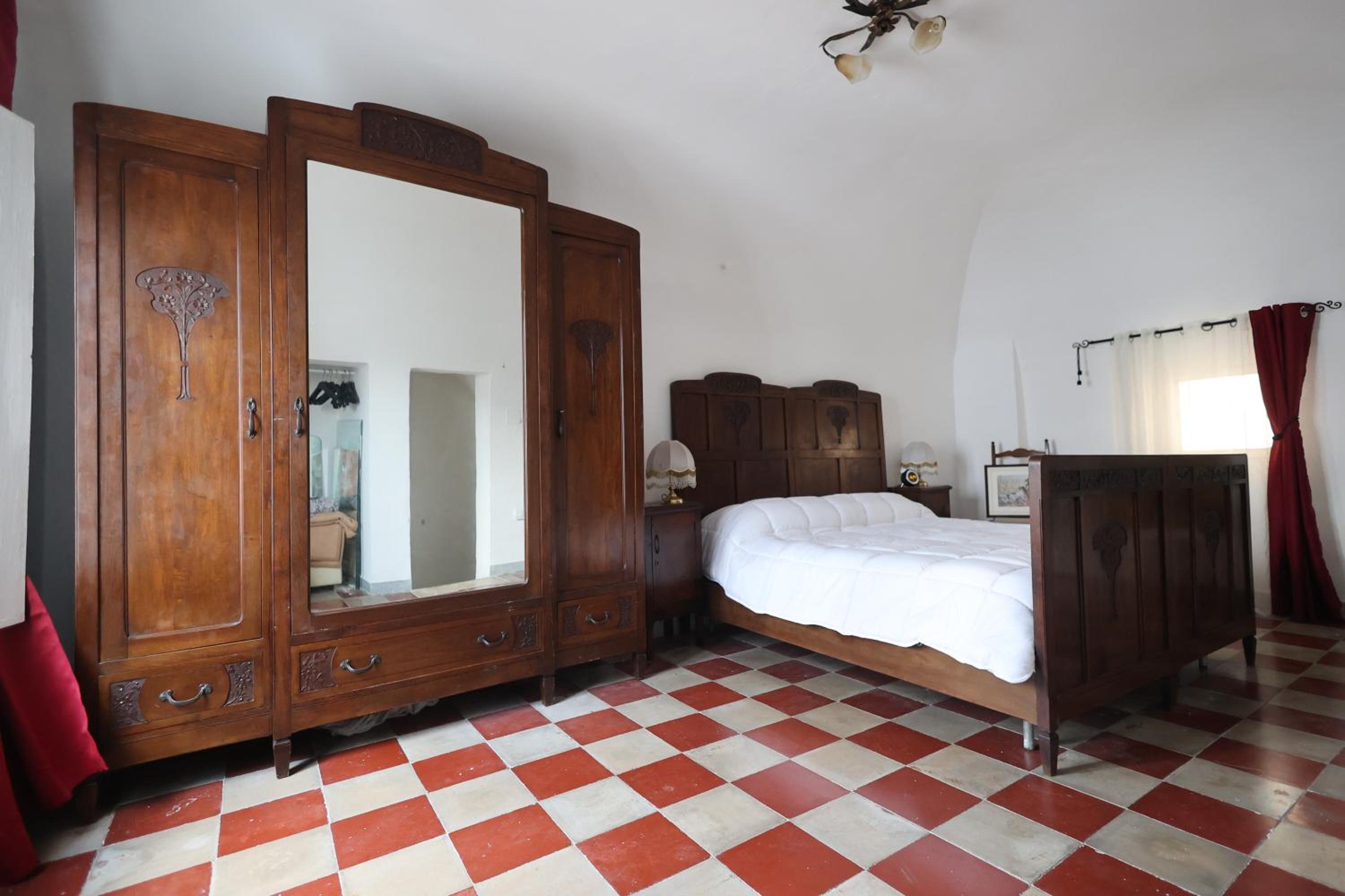 One-Bedroom House photo 1