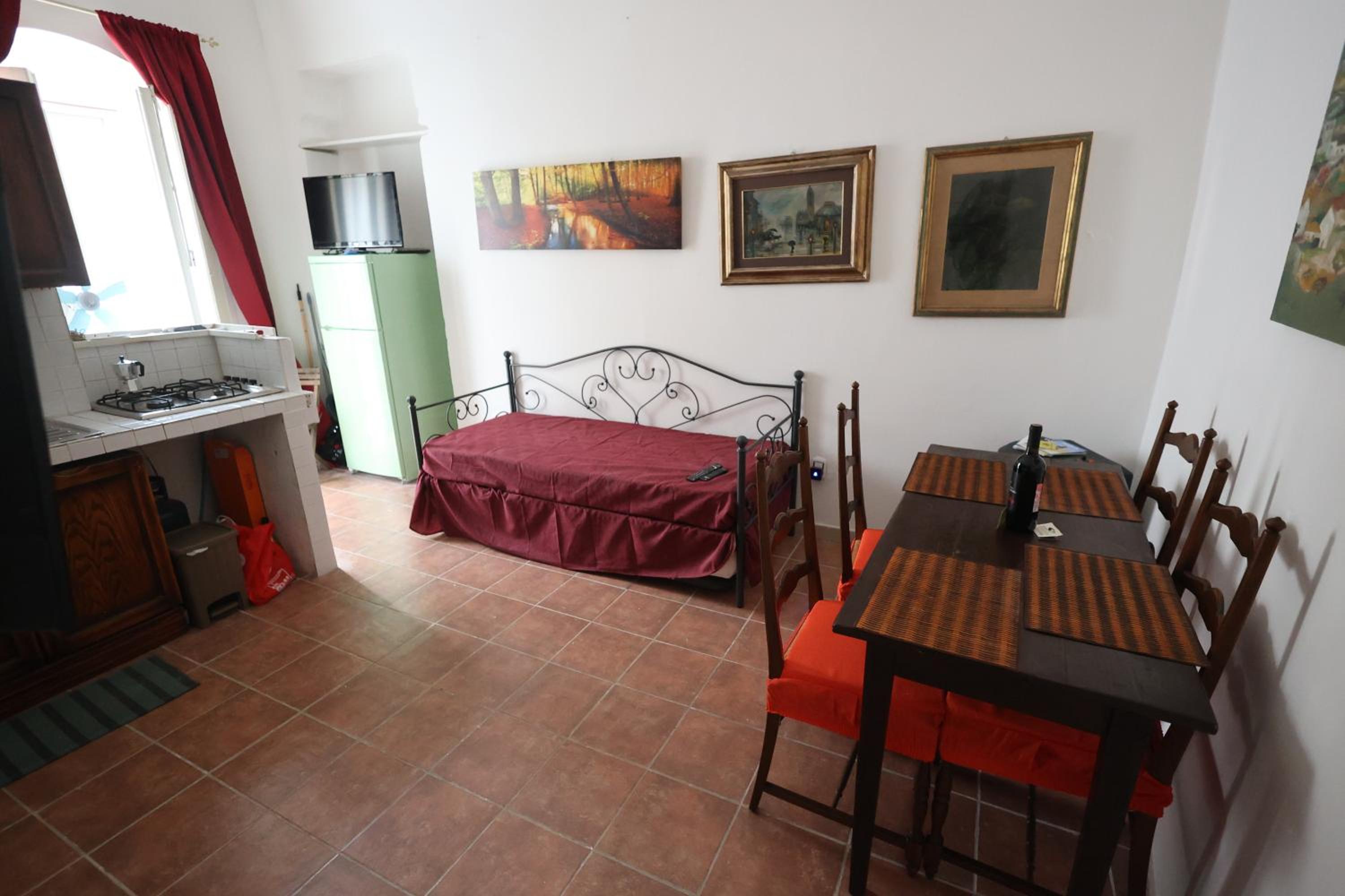 One-Bedroom House photo 2