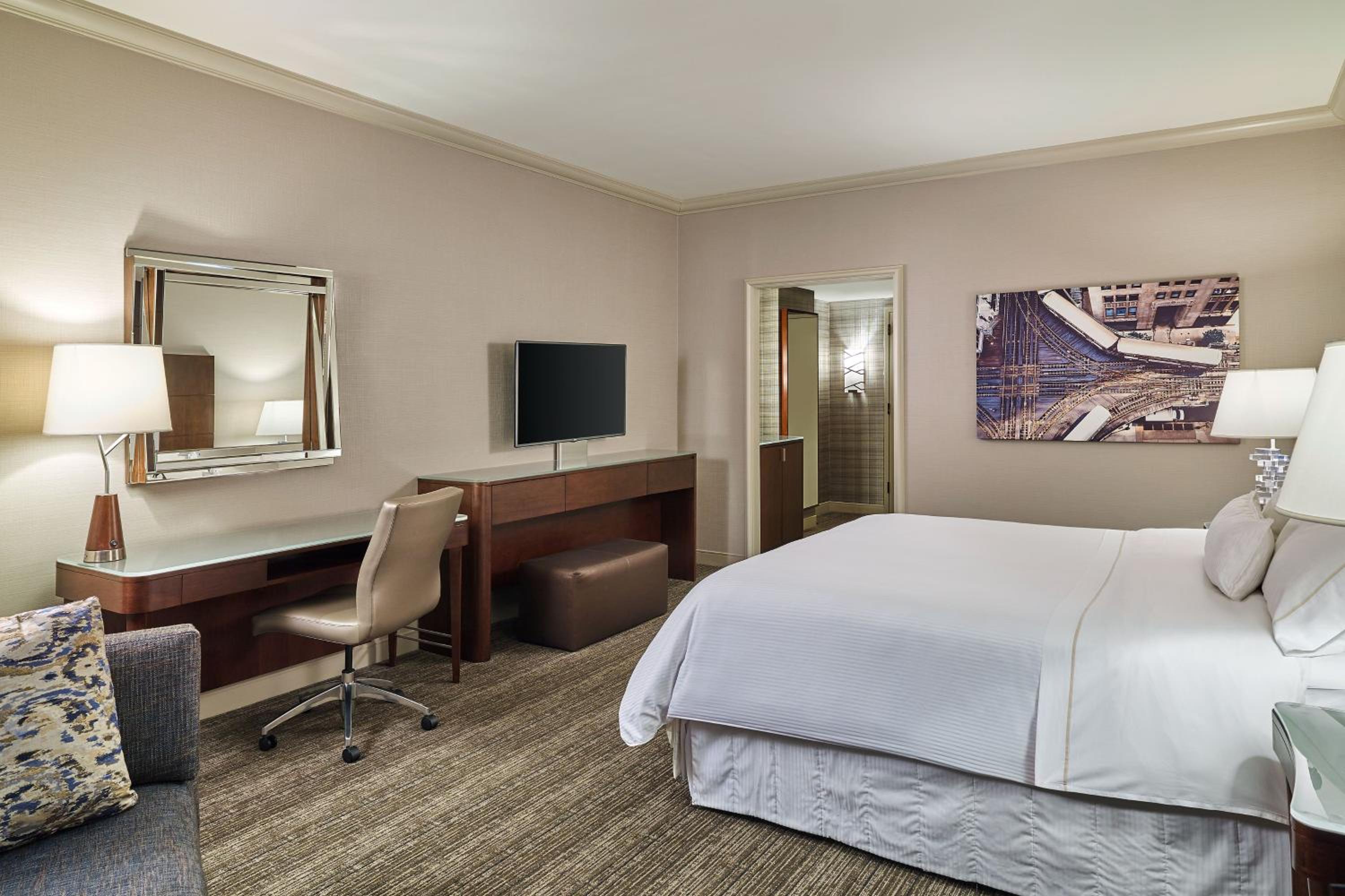 Double Room with Two Double Beds - Hearing Accessible - Photo 1