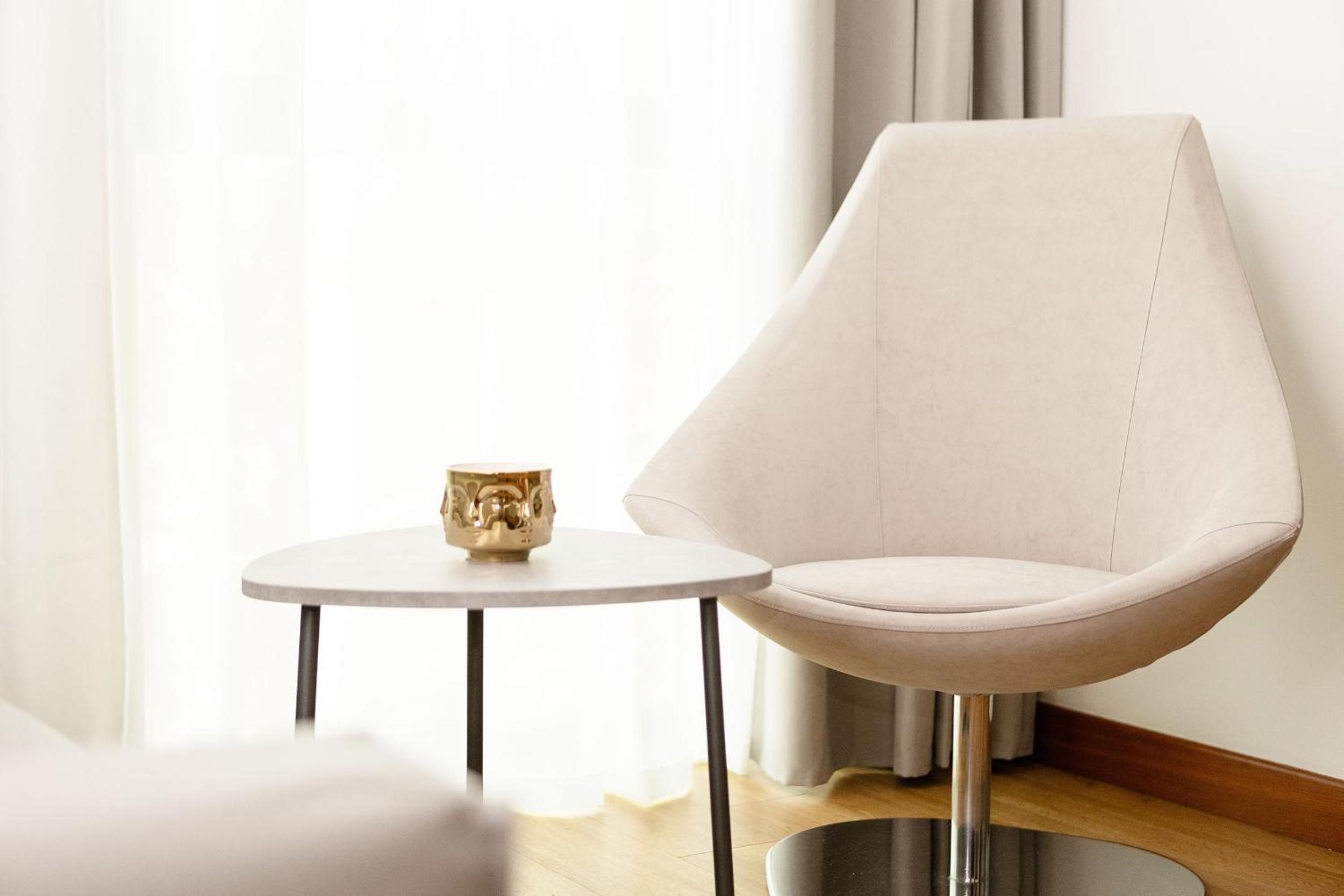 Suite - Photo 4