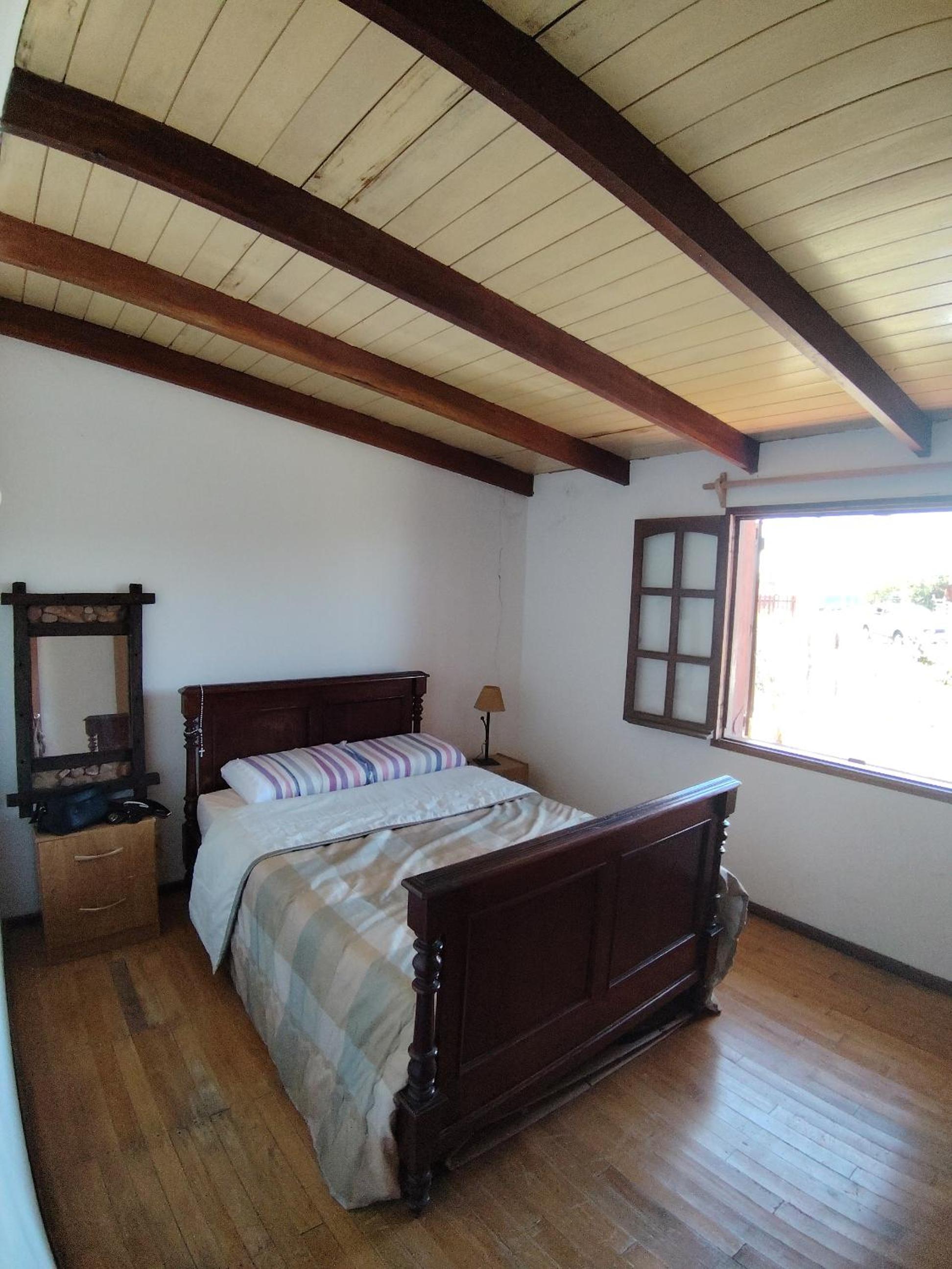 Three-Bedroom House photo 3