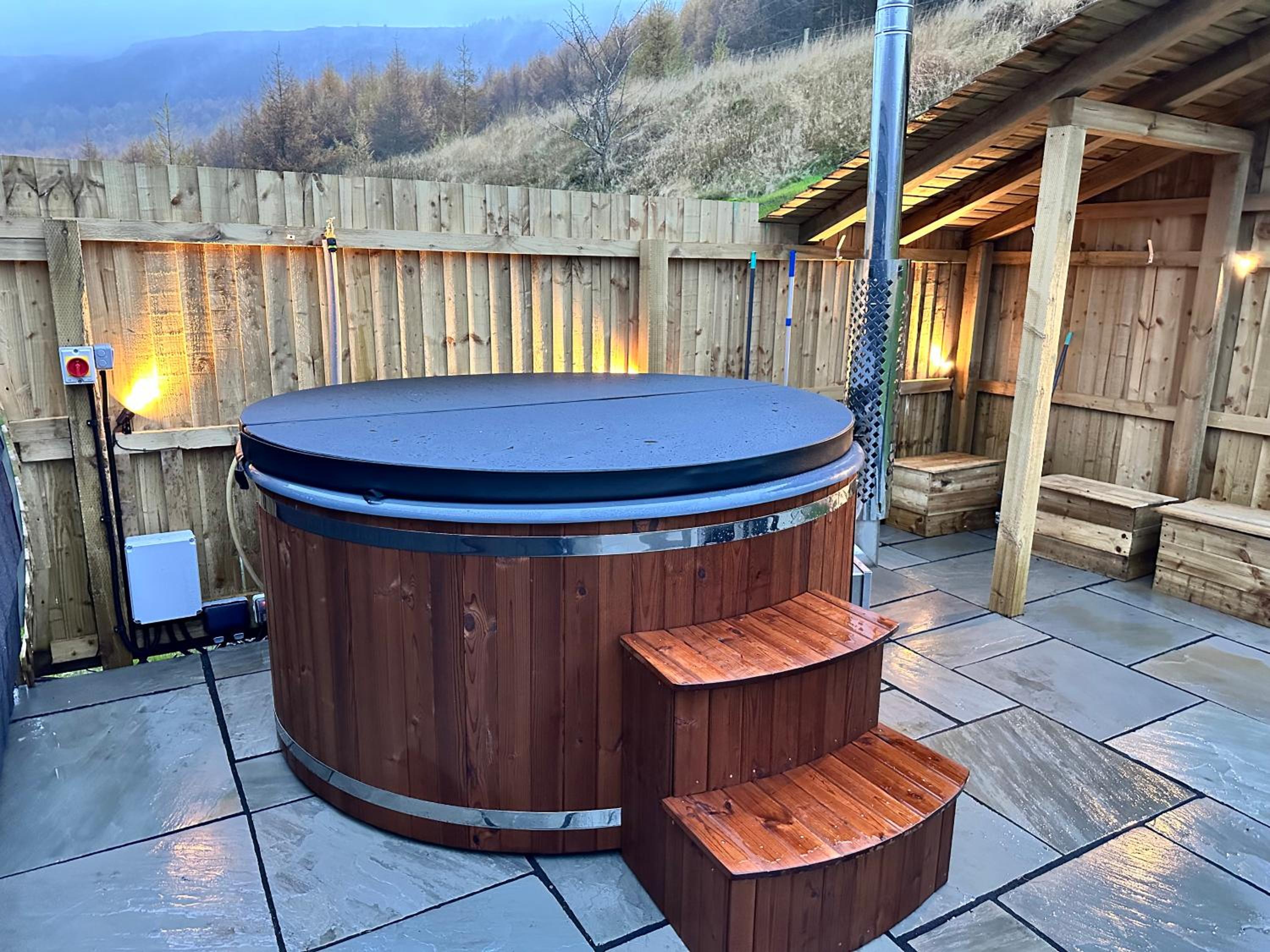 Glamping Pod 5 (No Pets) - Photo 7