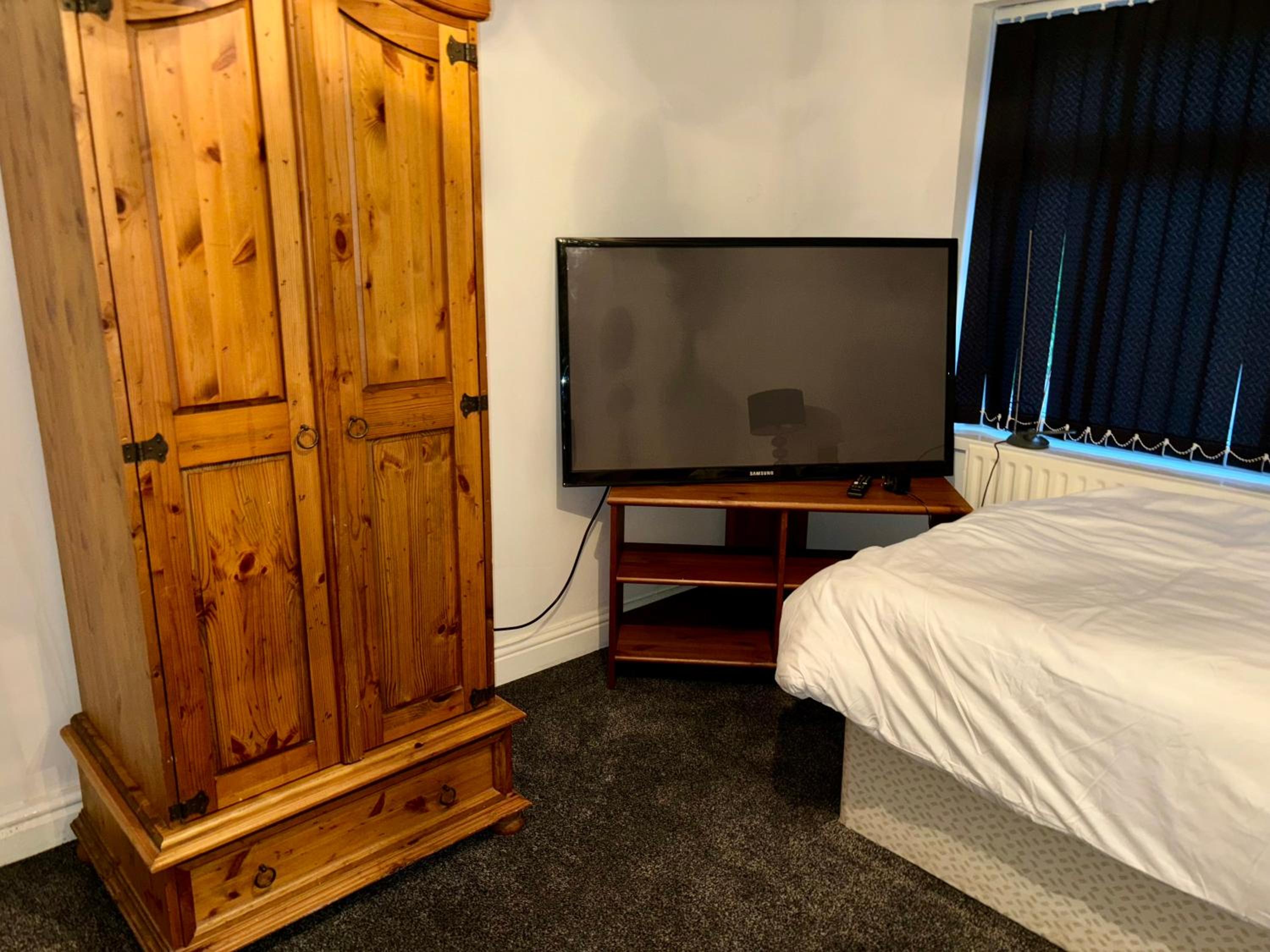 Double Room with Shared Bathroom
